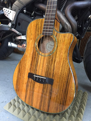 Fender Victor Bailey Acoustic Bass Natural Dao Figured Top 2008