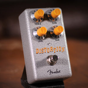 Fender Hammertone Distortion right