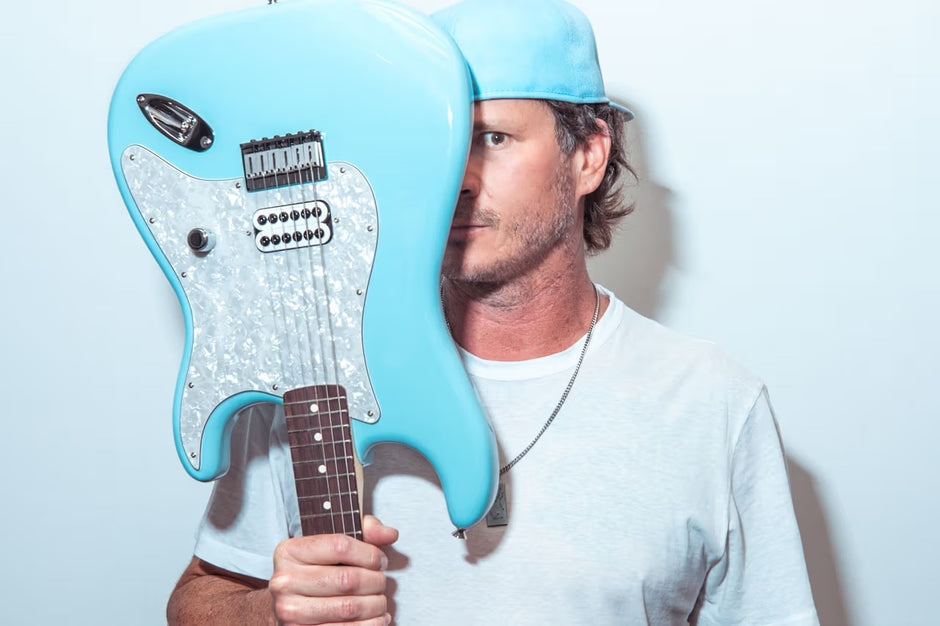 Tom DeLonge Signature Fender Stratocaster Reissue - A Punk Rock Icon Reborn