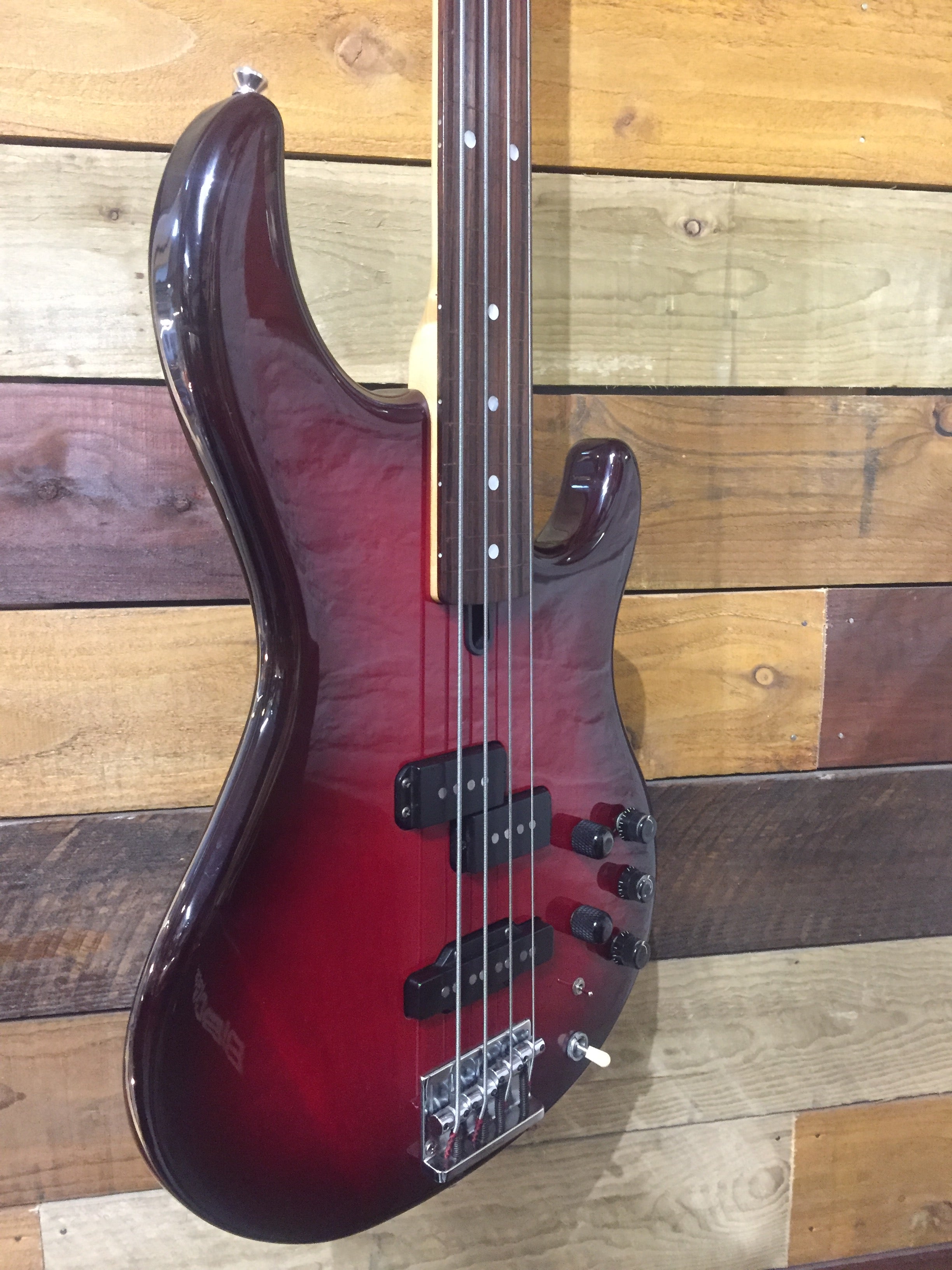 Yamaha BB1100S Fretless Bass 1990's Redburst