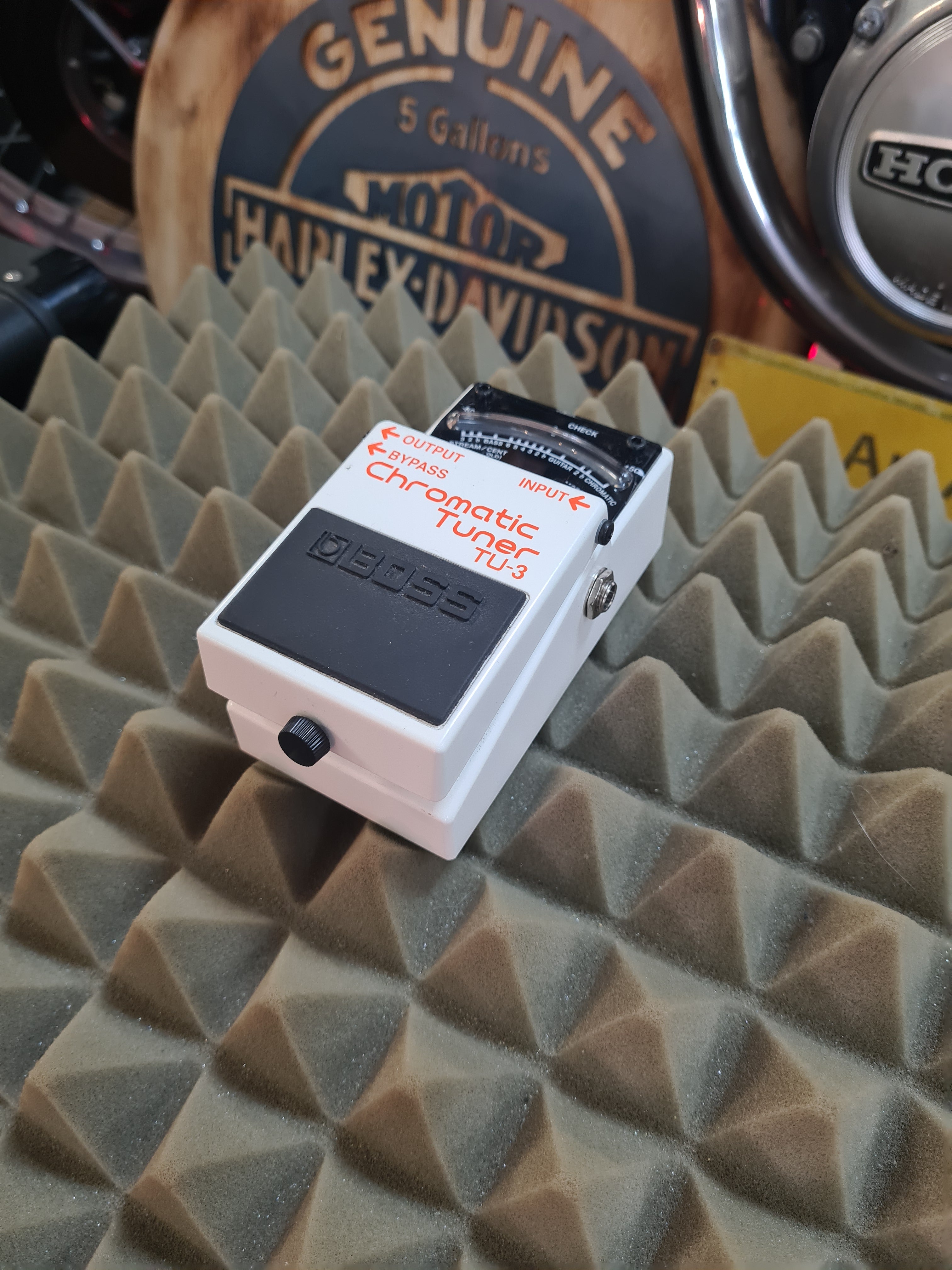 Boss TU-3 Chromatic Tuner
