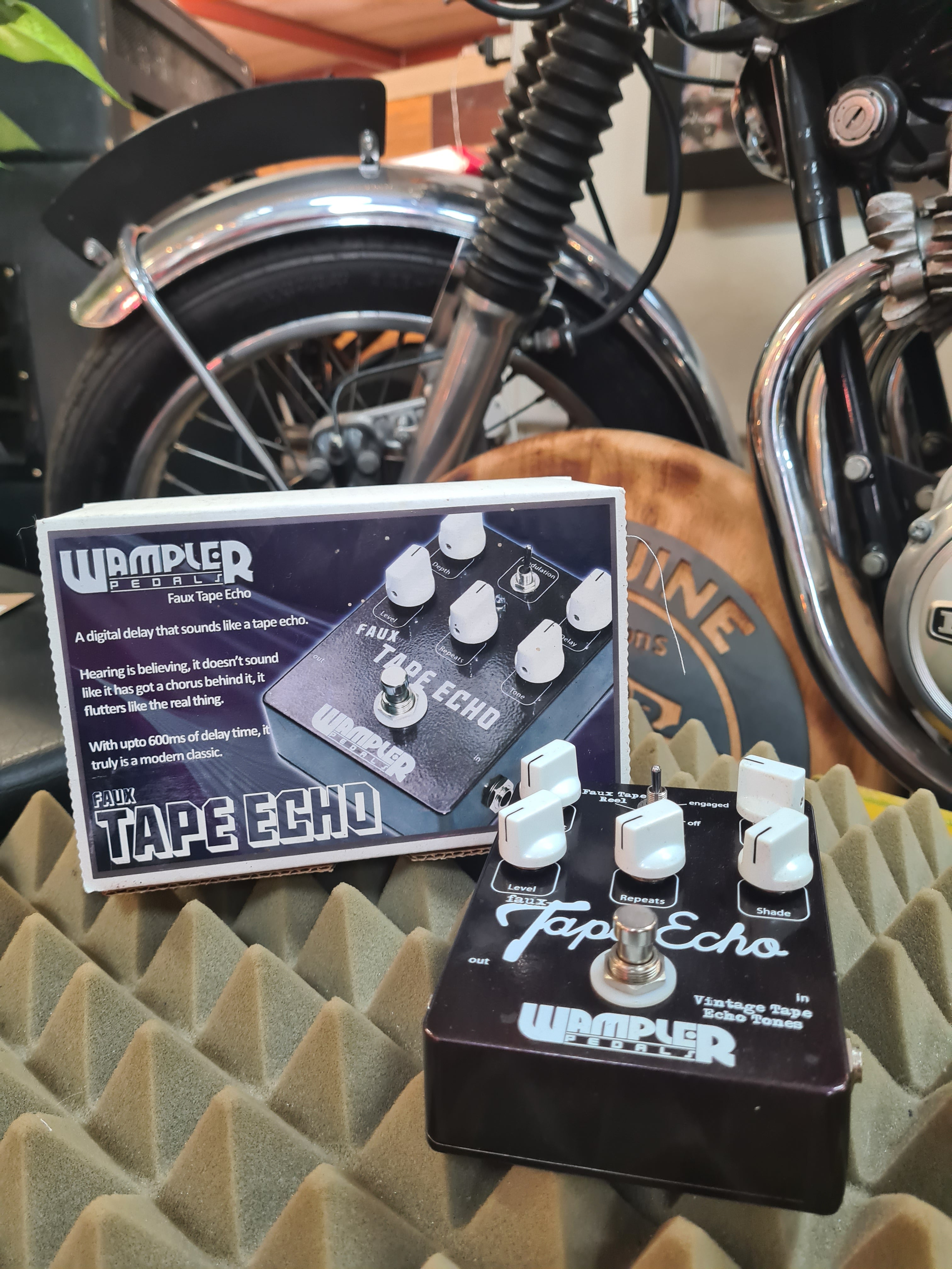 Wampler Faux Tape Echo