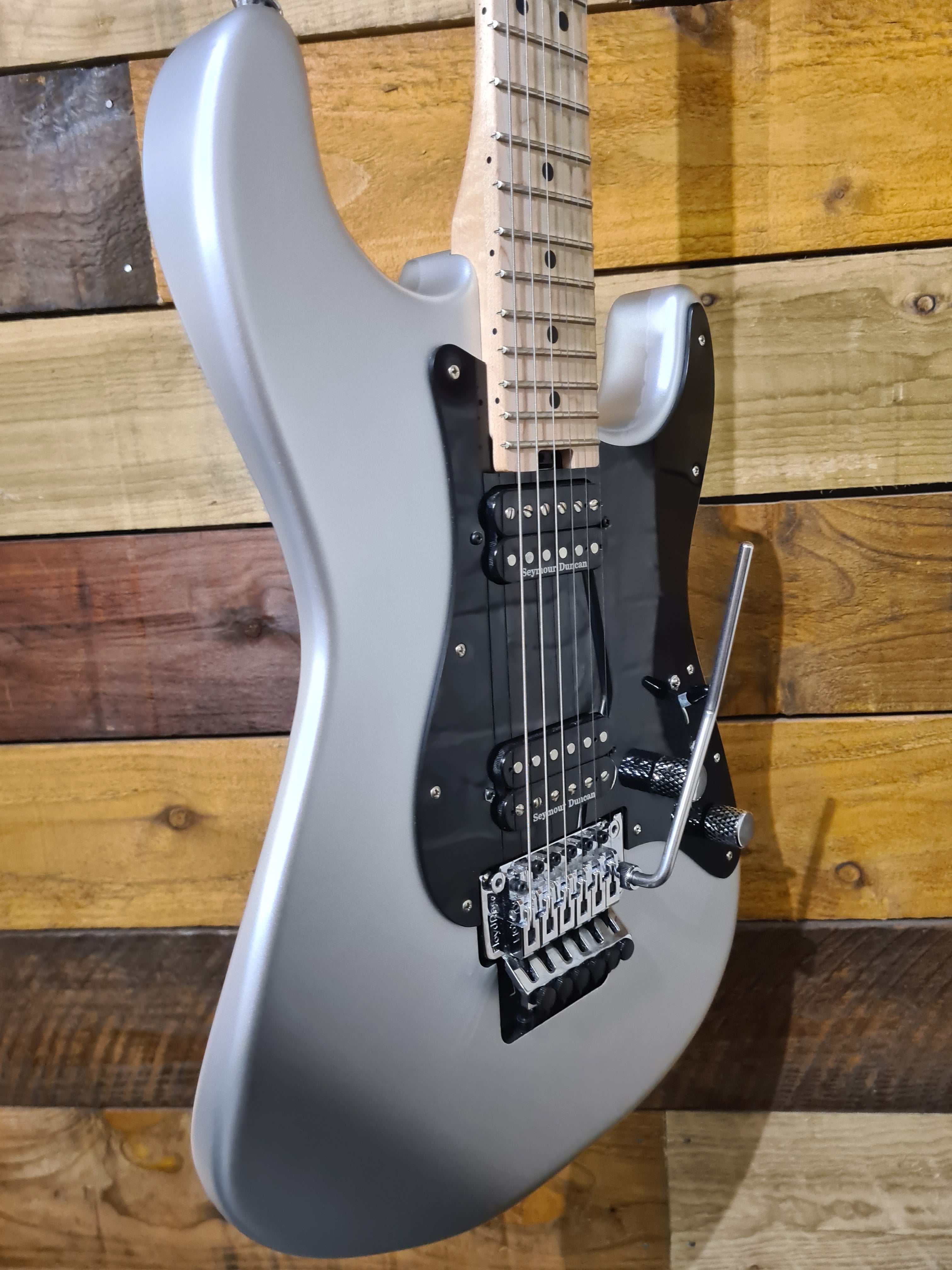 Charvel So Cal Style 1 HH FR M Satin Silver
