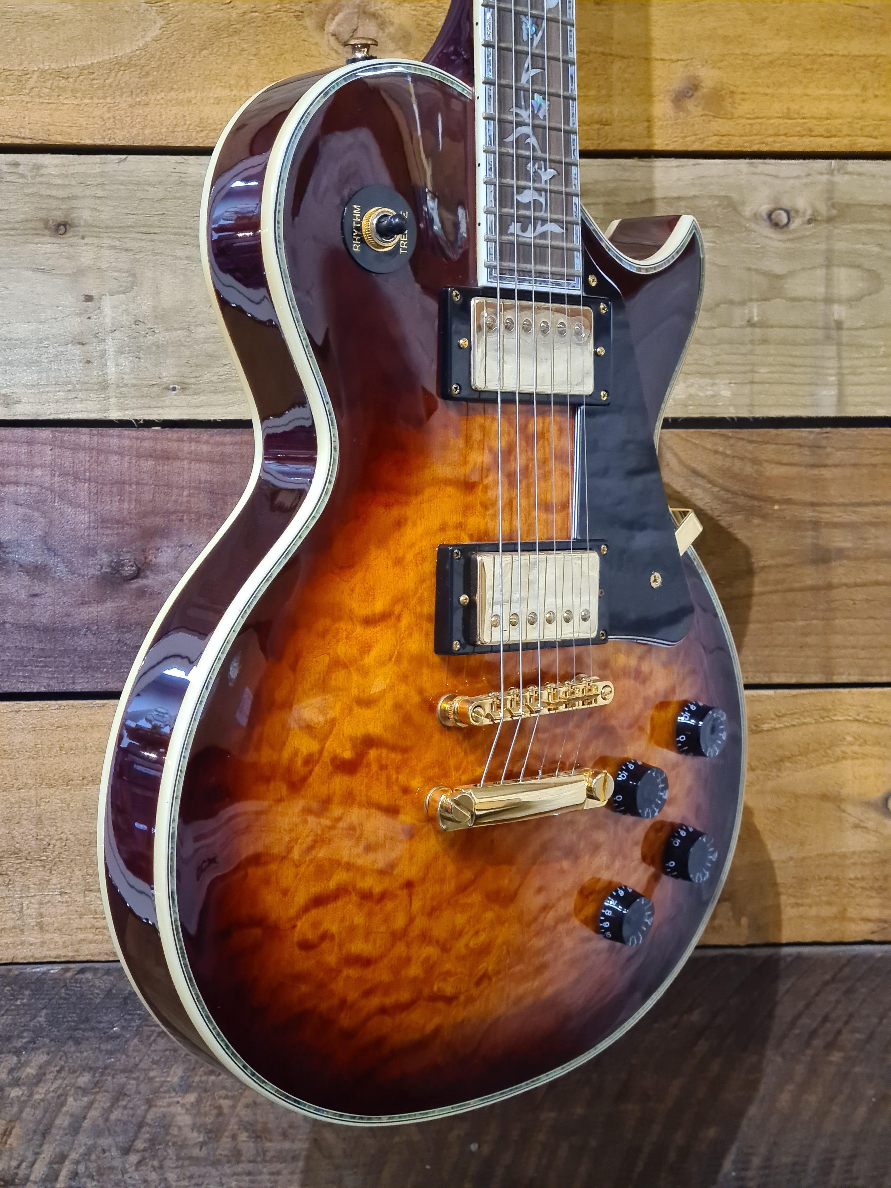 Richwood R-135 Tree of life limited edition 5/24 Tri-Burst