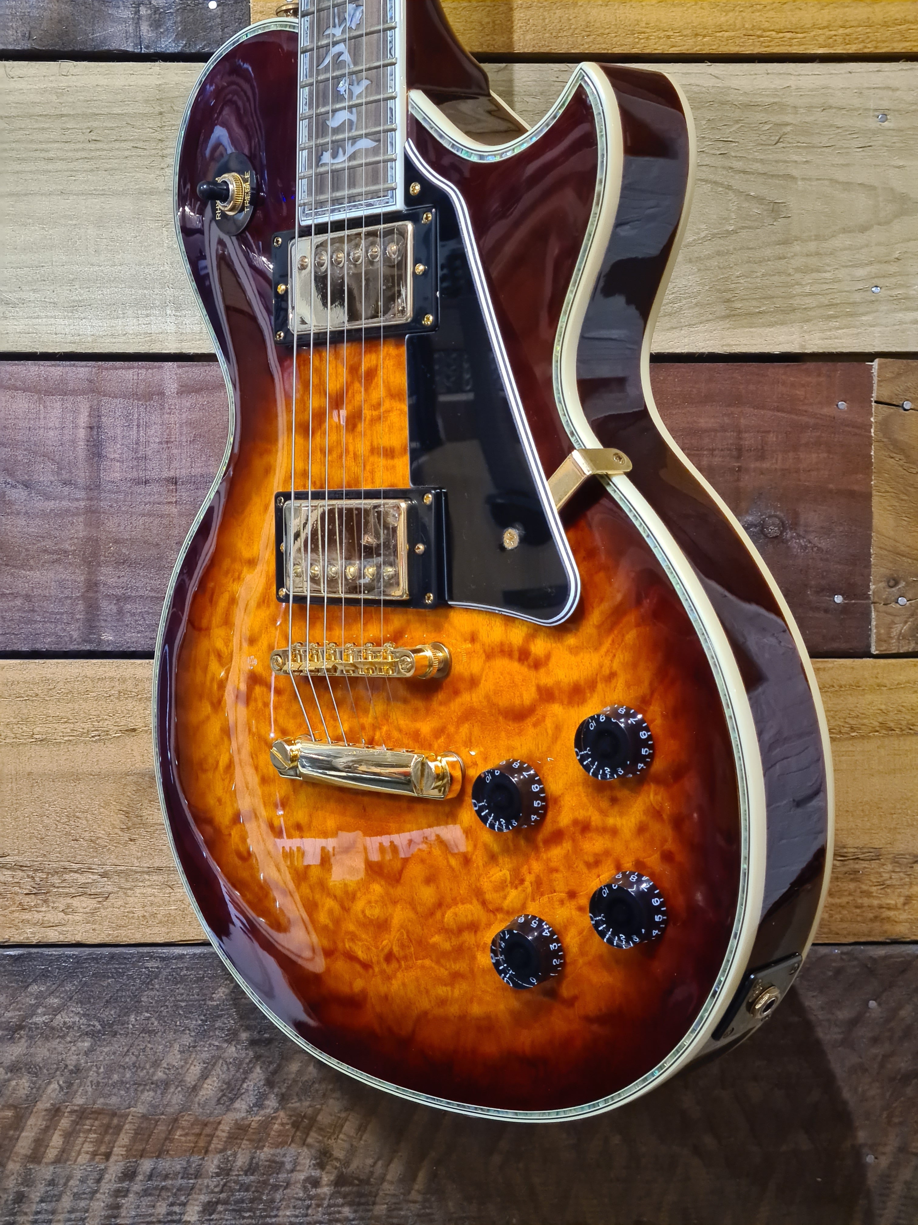 Richwood R-135 Tree of life limited edition 5/24 Tri-Burst