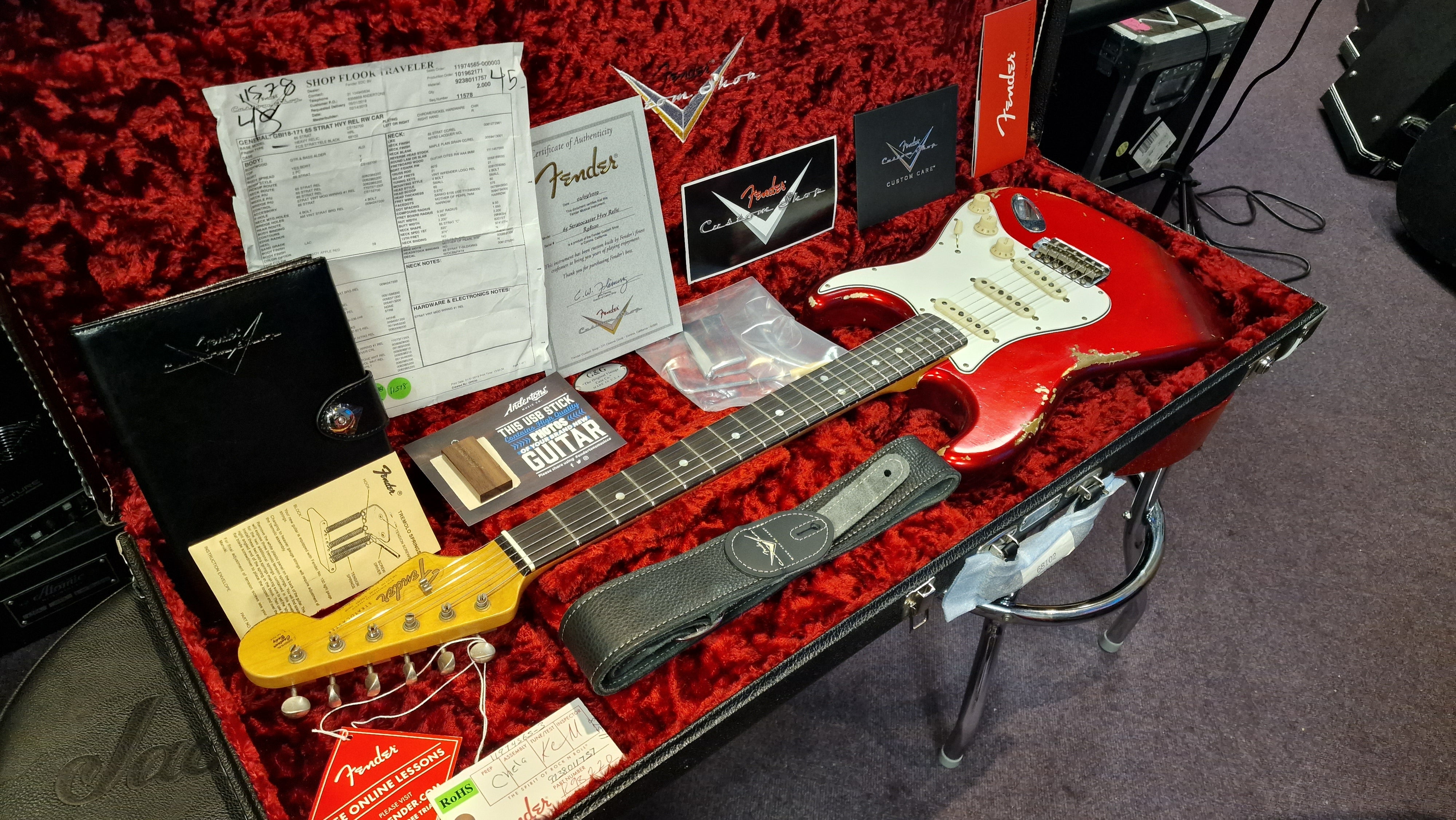 Fender Custom Shop 1965 '65 Stratocaster Heavy Relic UK Spec Danish Pete Honore Candy Apple red