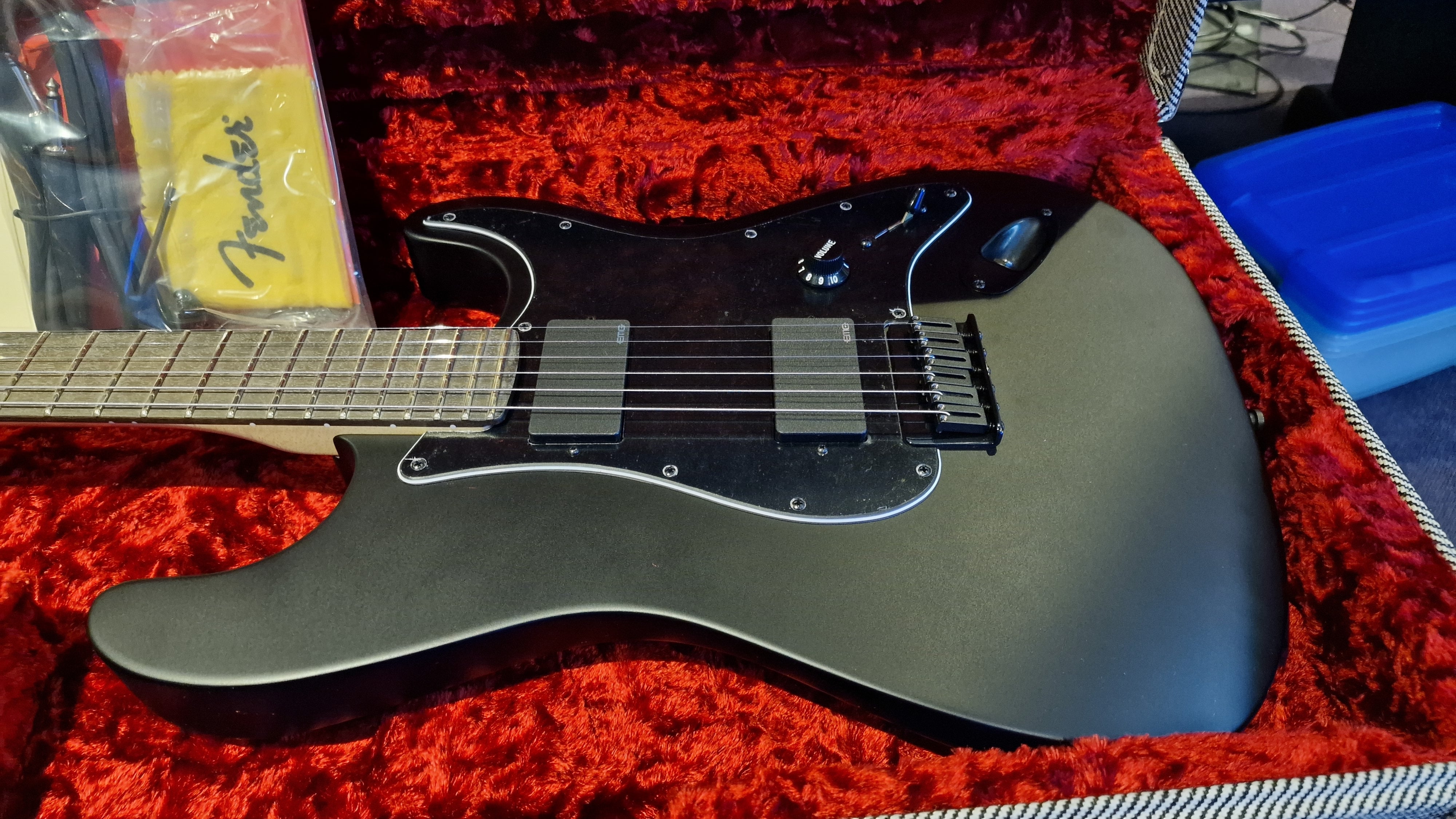Fender Jim Root Signature Stratocaster USA American Hardtail Strat EMG Guitar