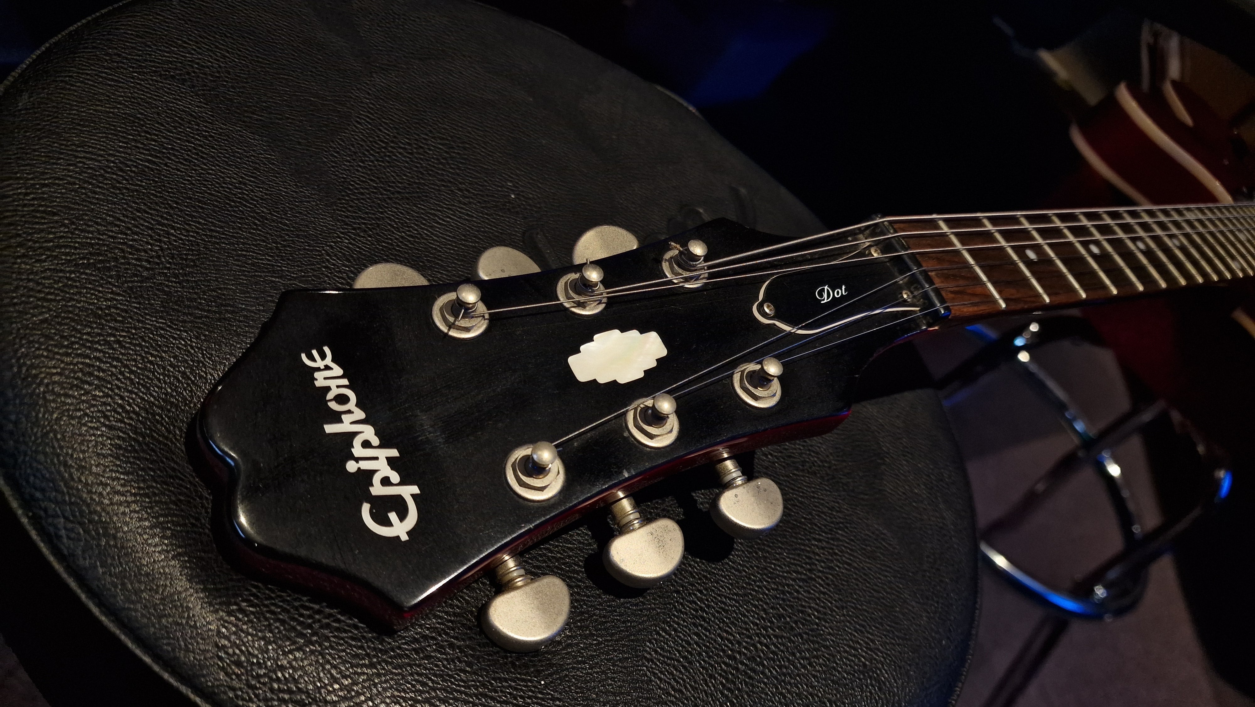 Epiphone 335 DOT Cherry Red LH Left Handed Electric Guitar 2010 Lefty