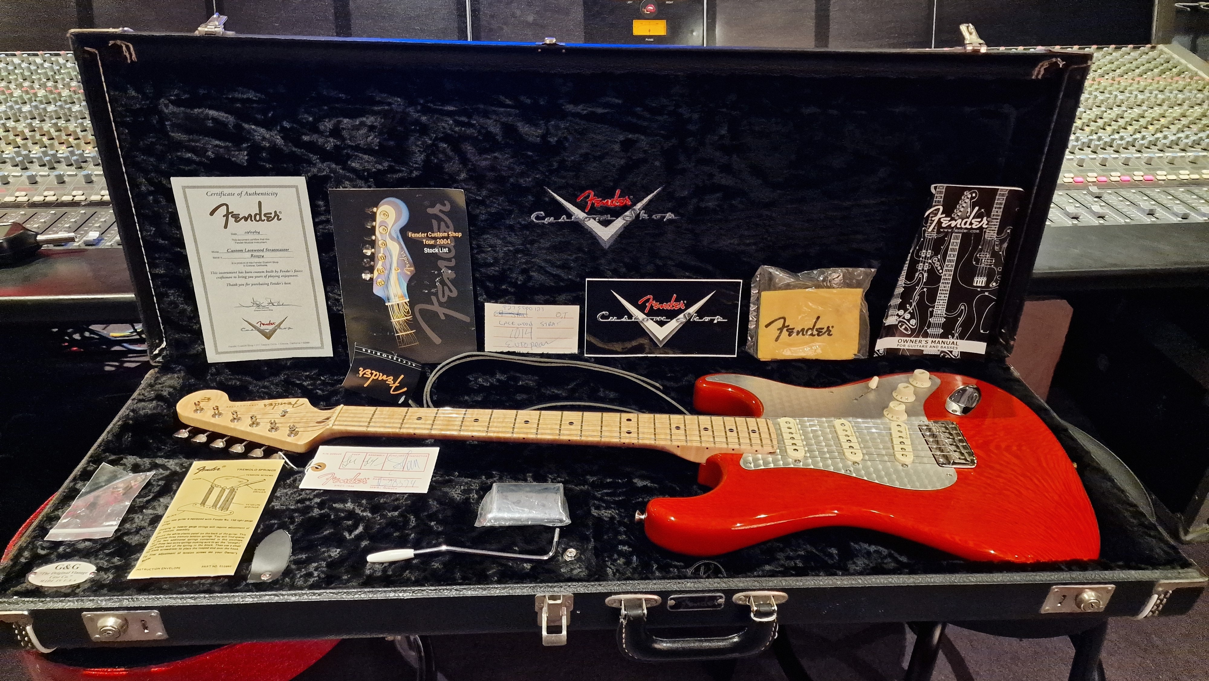 Fender Custom Shop Stratocaster Lacewood NAMM 2003 USA American Strat AAA Flame Neck Electric Guitar