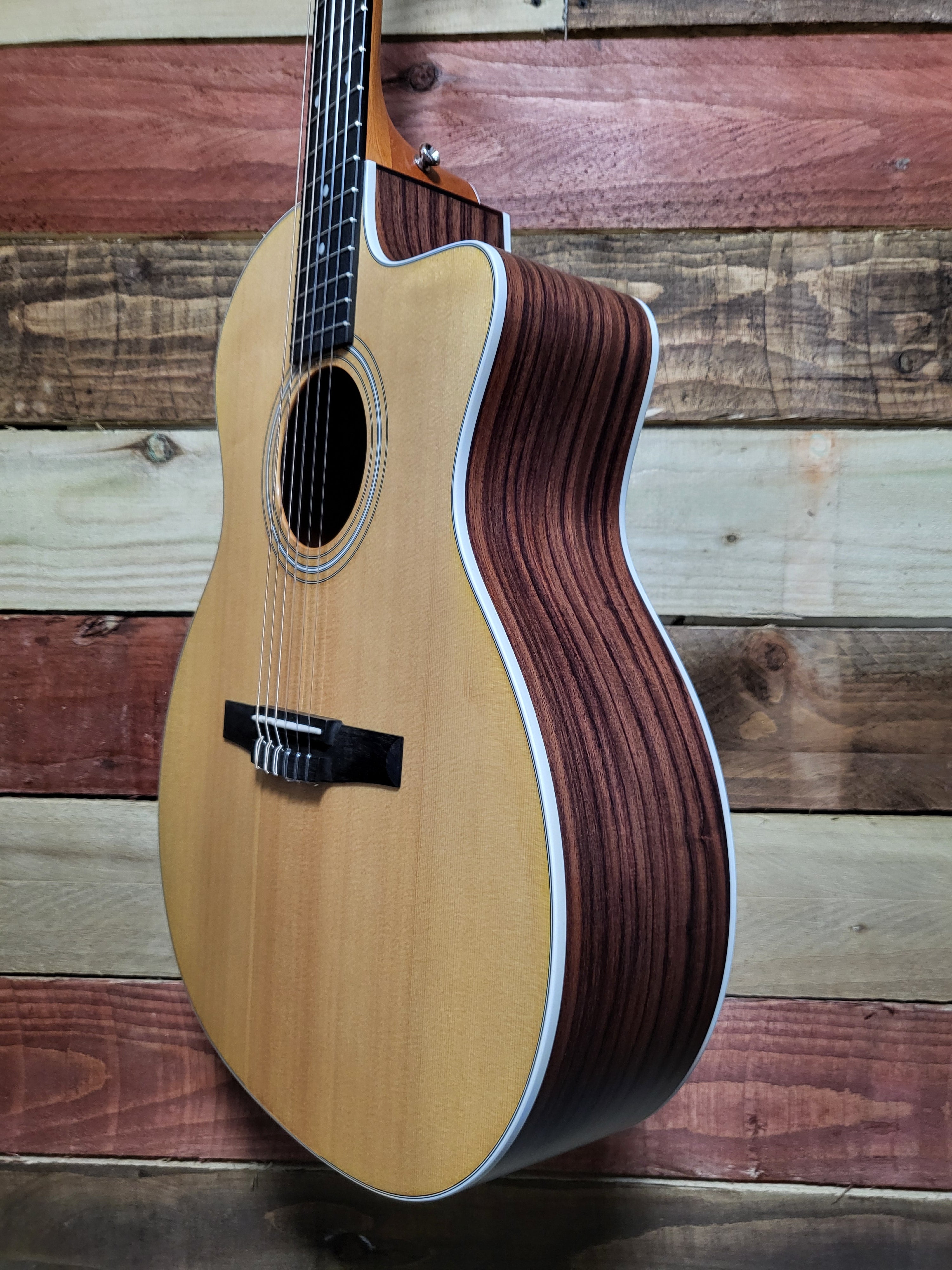 ギター Taylor 214ce es2 Natural 2021 214ce Layered Walnut Acoustic-Electric Guitar | Taylor Guitars