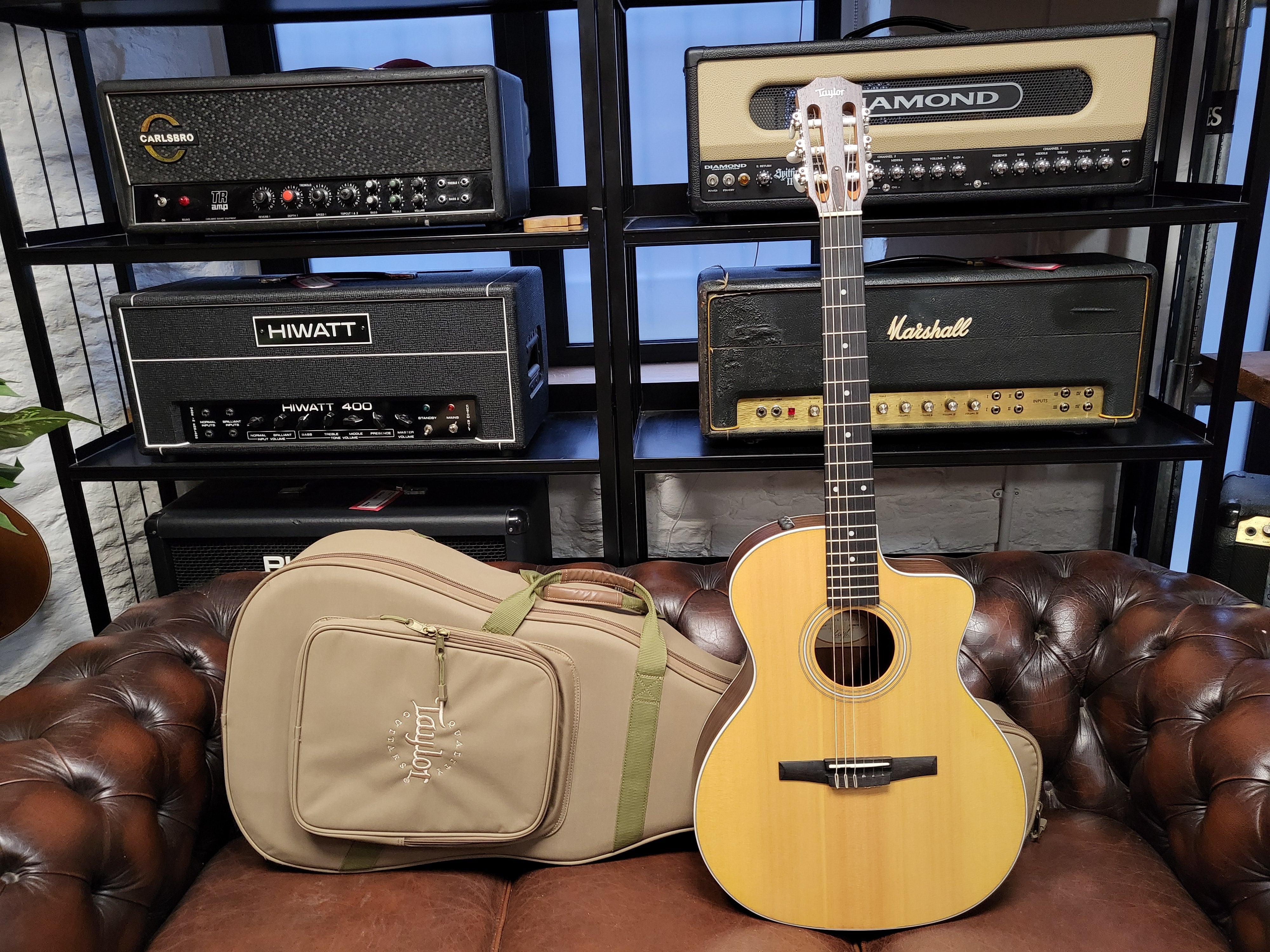 ギター Taylor 214ce es2 Natural 2021 Taylor 214ce with ES2 Electronics 2021 Natural