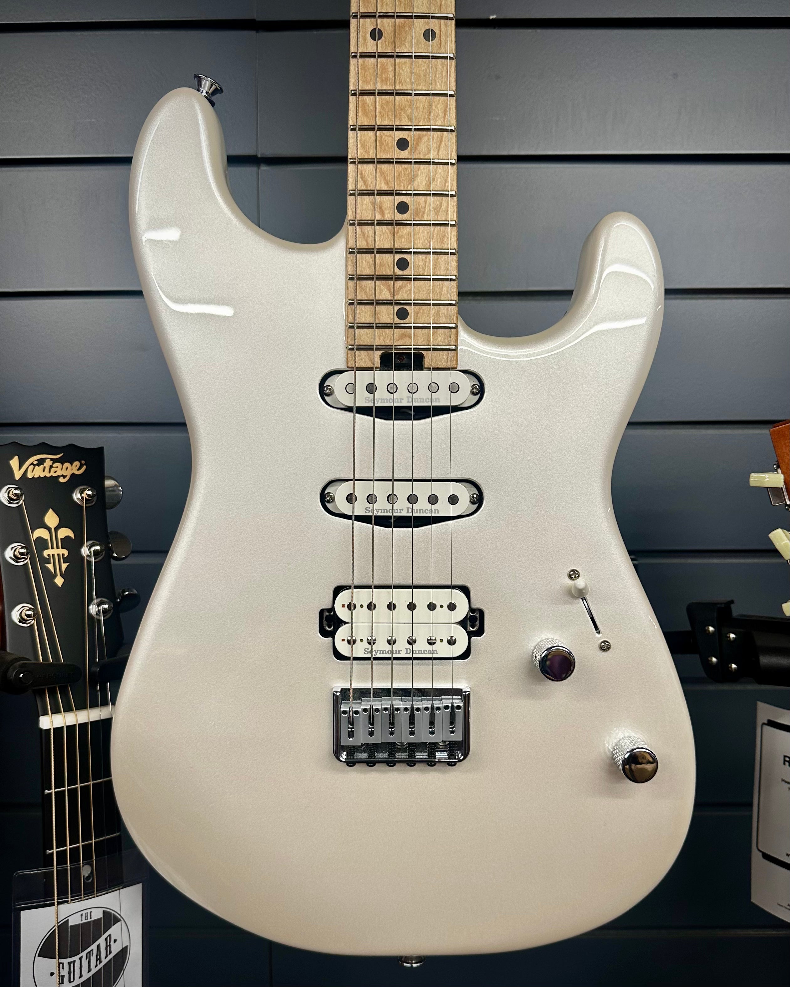 Charvel Pro-Mod San Dimas Style 1 HSS HT M - Platinum Pearl