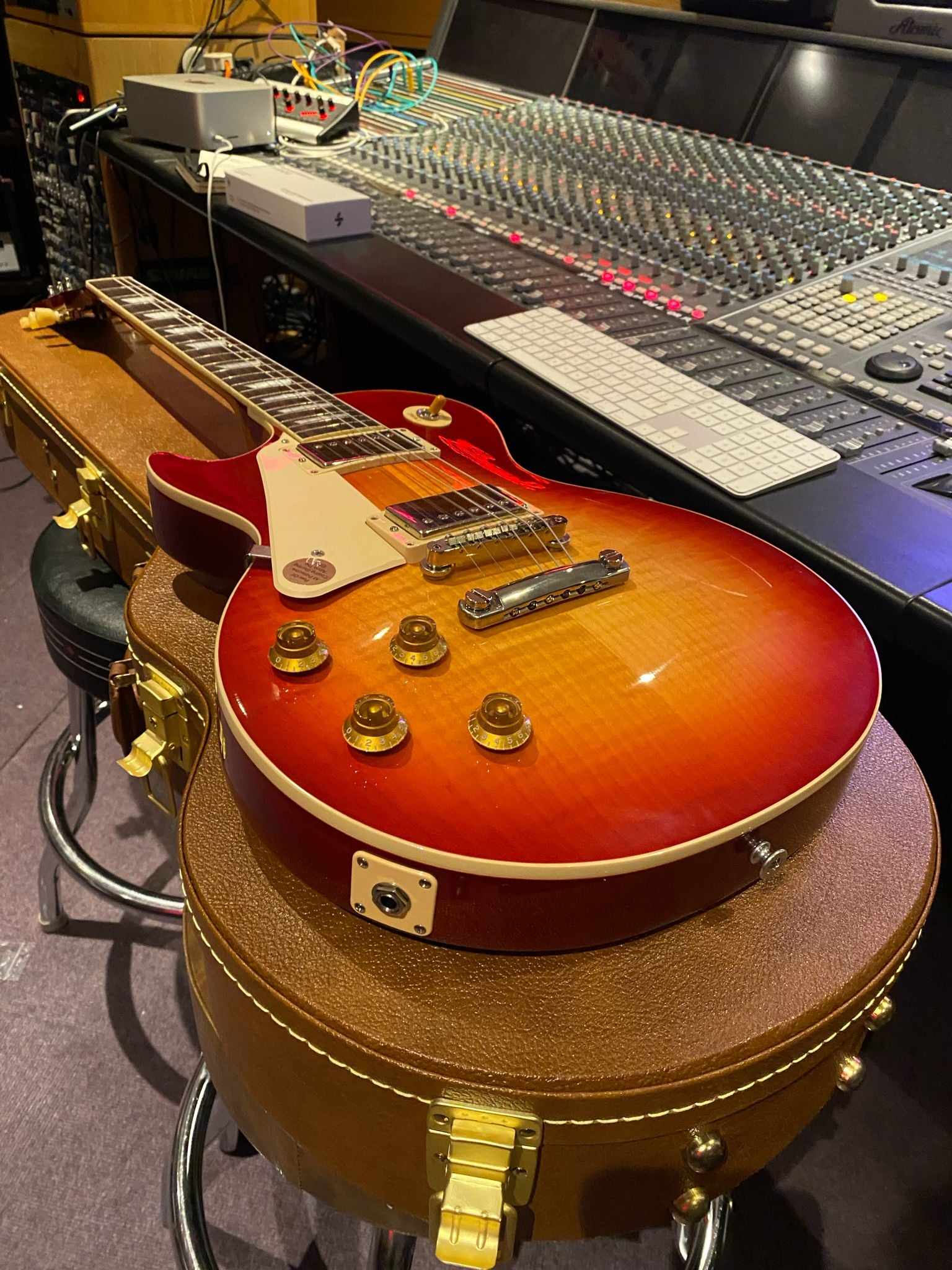 Gibson Les Paul Standard '50s Left Hand LF Lefty Heritage Cherry Sunburst Electric Guitar BRAND NEW