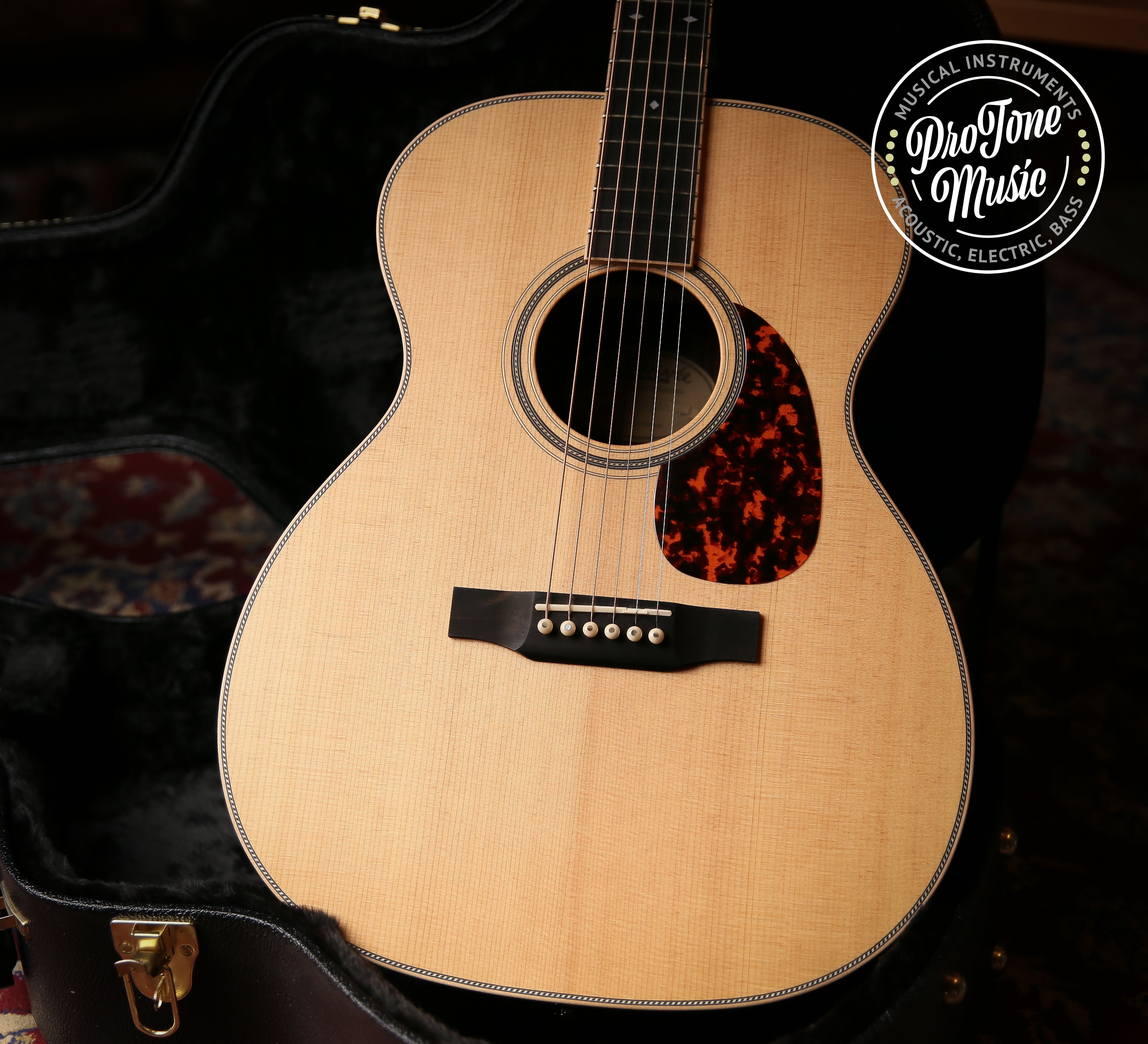 Larrivee USA OM-40R Rosewood Legacy Series Acoustic Guitar