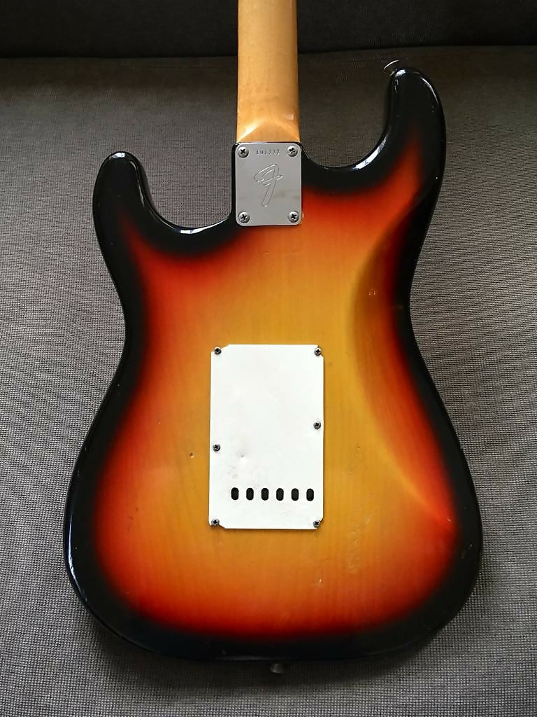 Fender Stratocaster PLAYED BY STEVIE RAY VAUGHAN SRV 1965 - Sunburst