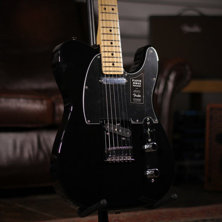 Fender Player Tele MN BLK angled