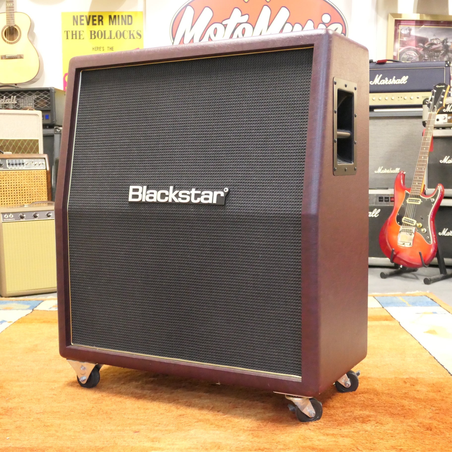 Blackstar Artisan 412A Handwired 4x12 Angled Guitar Cabinet