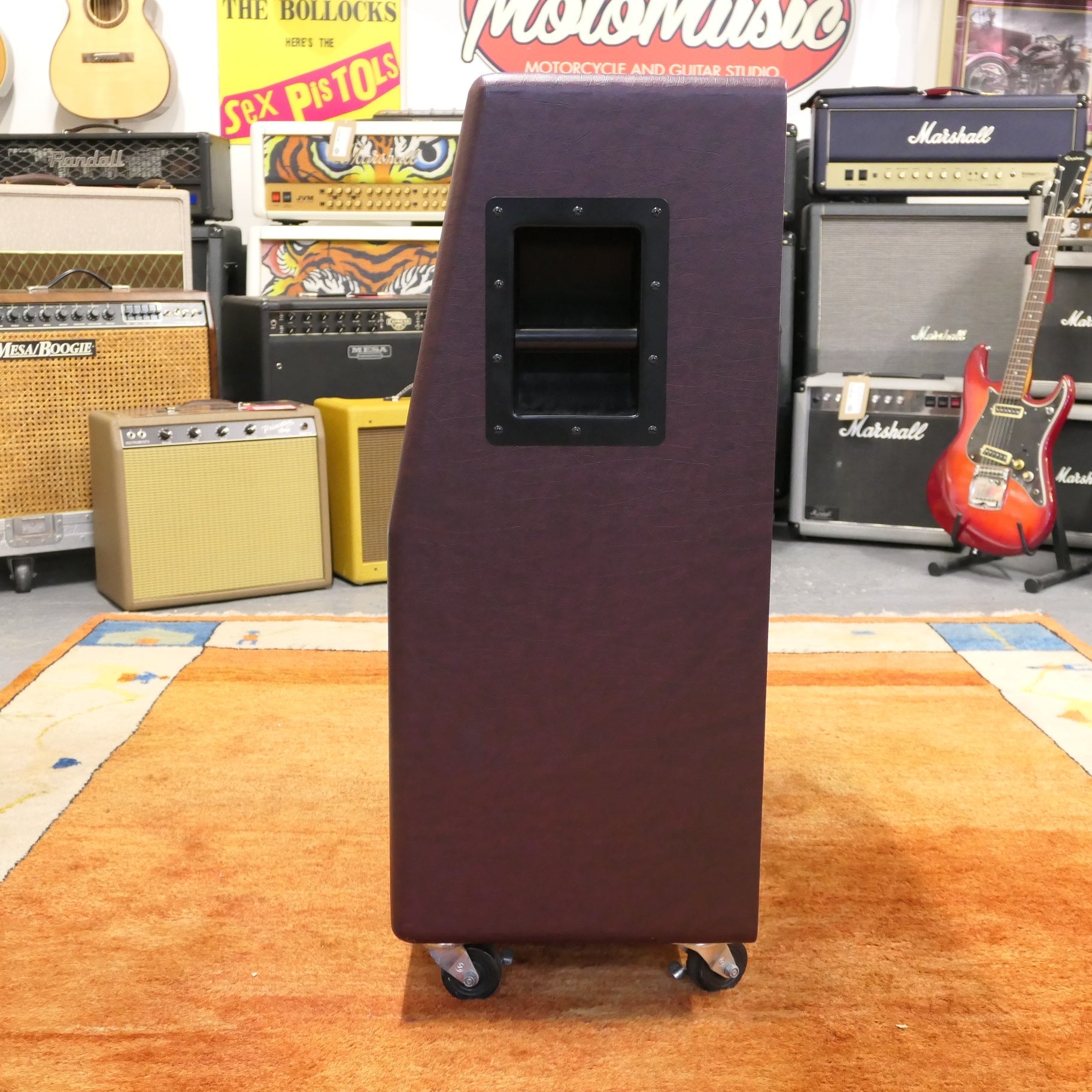 Blackstar Artisan 412A Handwired 4x12 Angled Guitar Cabinet