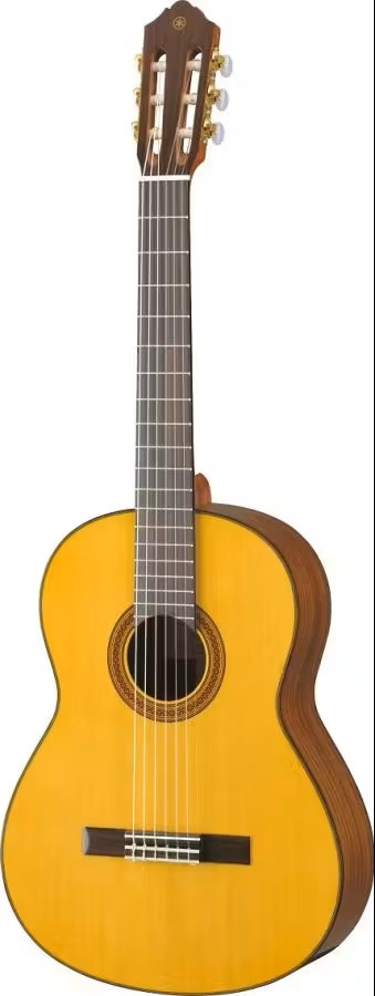 Yamaha CG162S Solid Spruce Top Classical Guitar