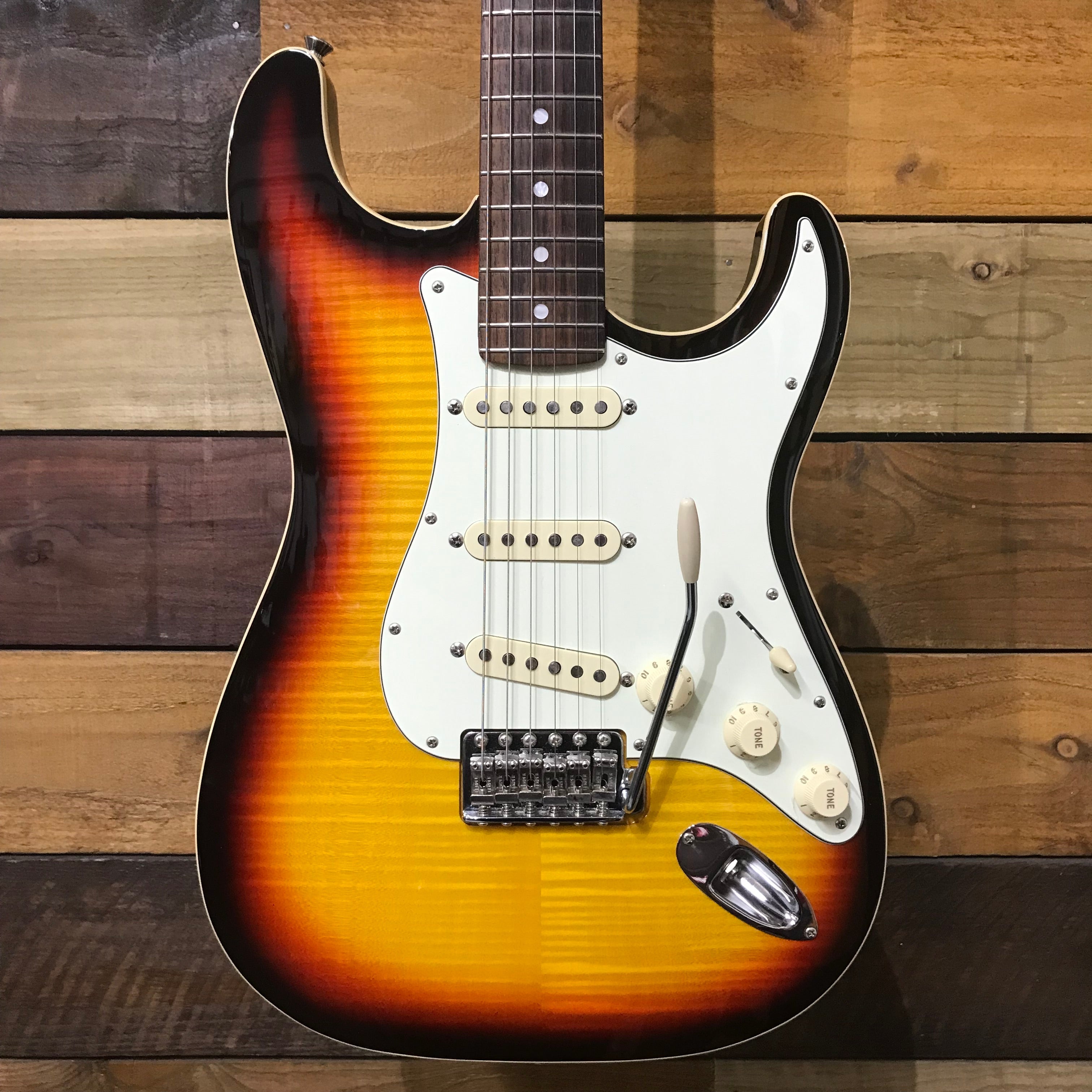 Fender Limited Edition Aerodyne Stratocaster with Flame Maple Top in 3-Color Sunburst 2018