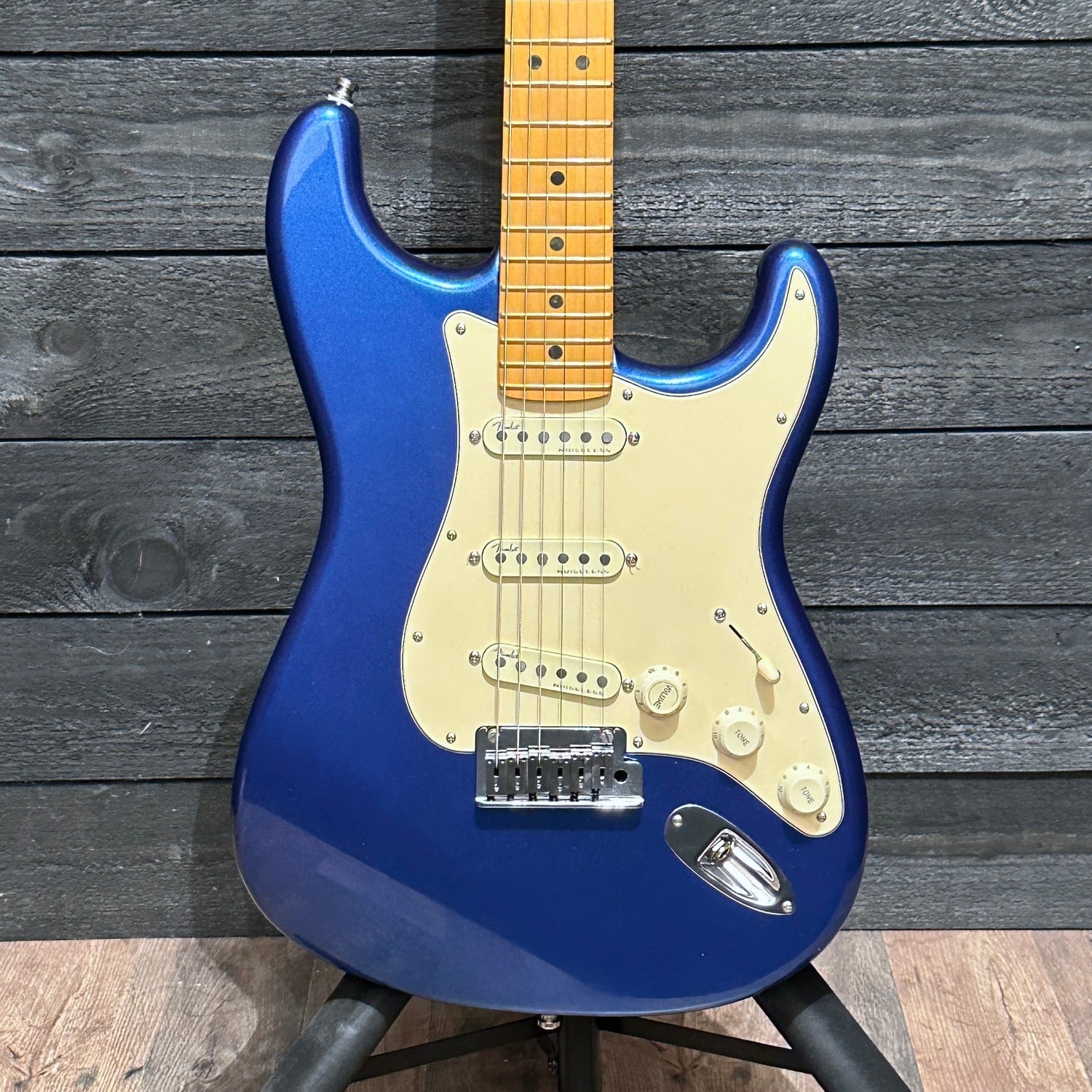 Fender American Ultra Stratocaster USA Electric Guitar - Noble Blue