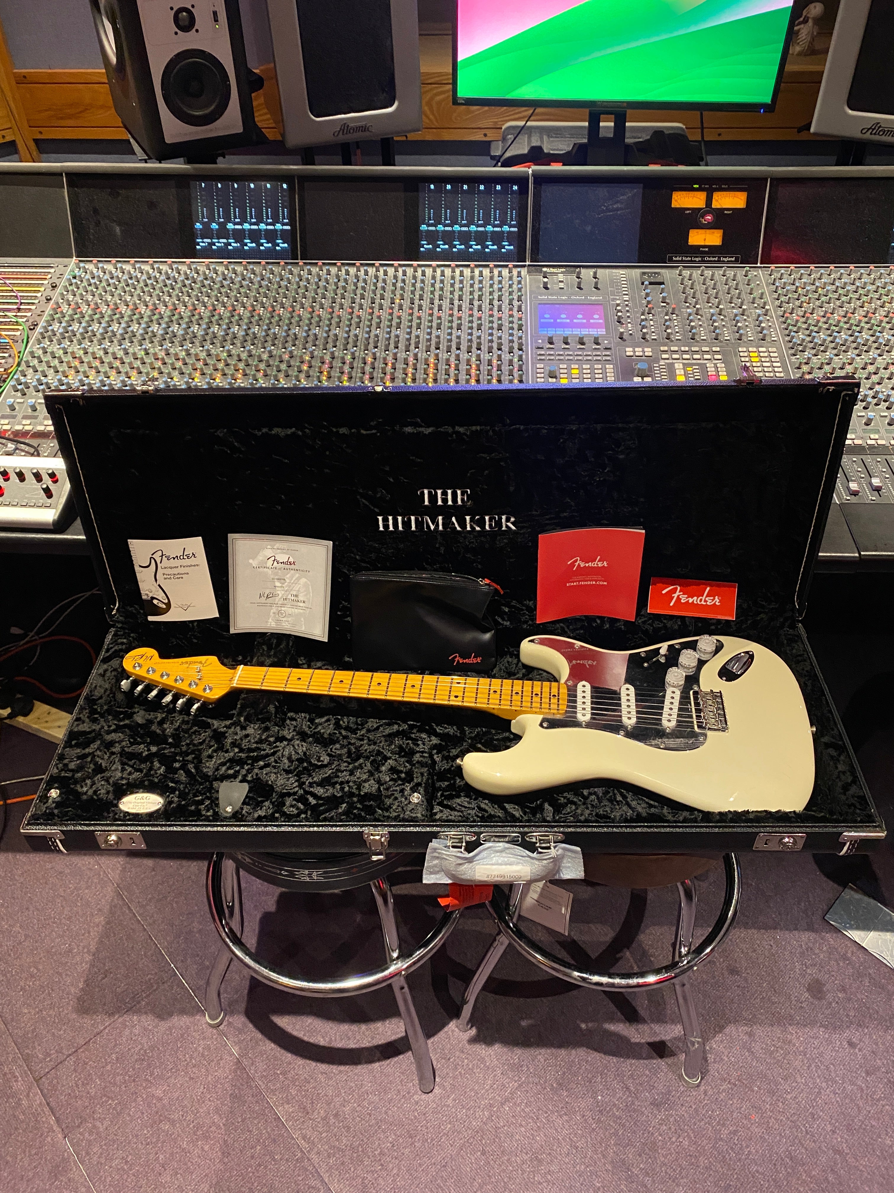 Fender Nile Rodgers Hitmaker Stratocaster Olympic White American USA Limited Edition Signature Electric Guitar BRAND NEW