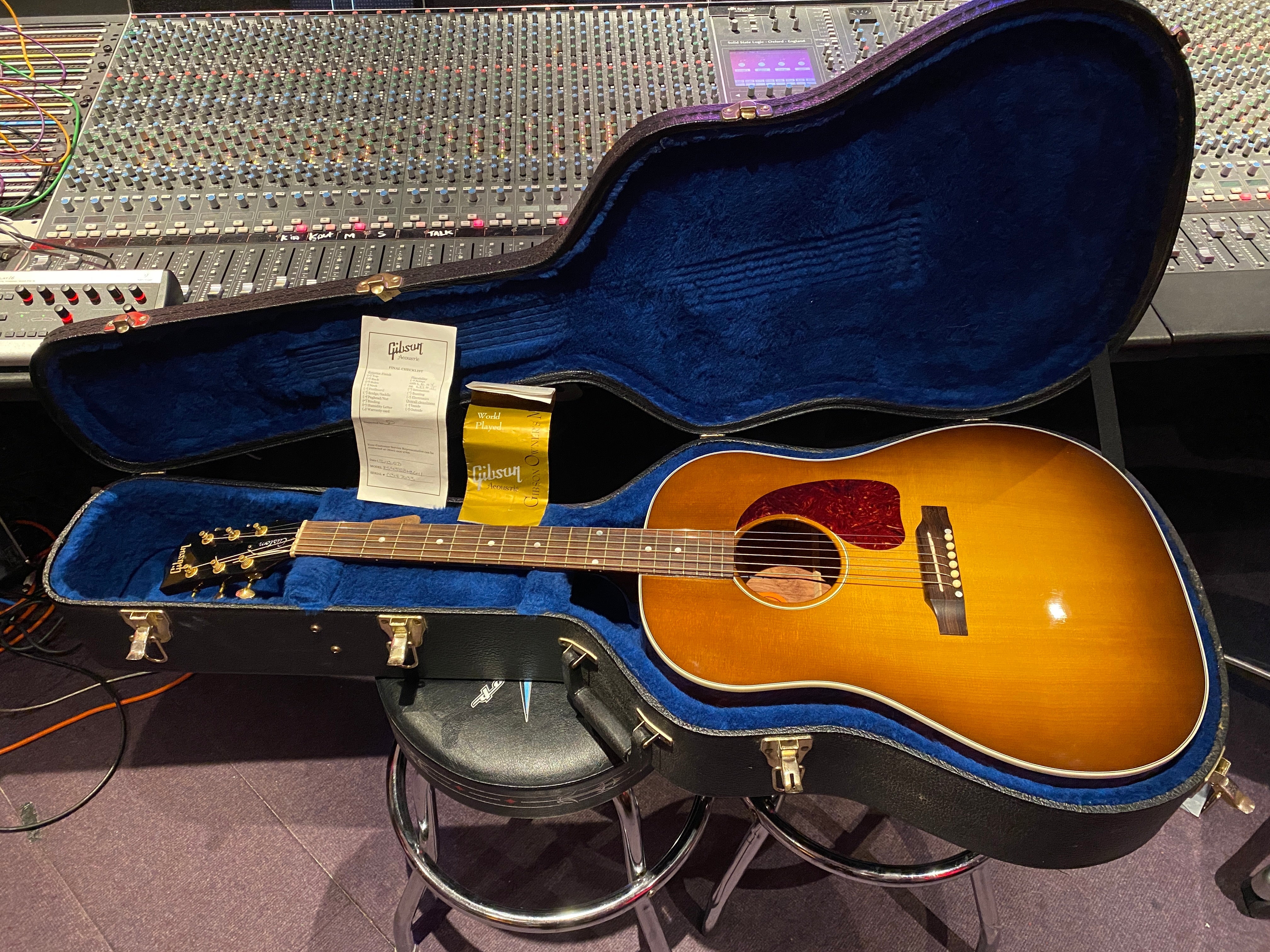 Gibson J-45 Custom Shop Quilted Bubinga Honeyburst 1 of 40 Limited Edition J45 Acoustic Guitar