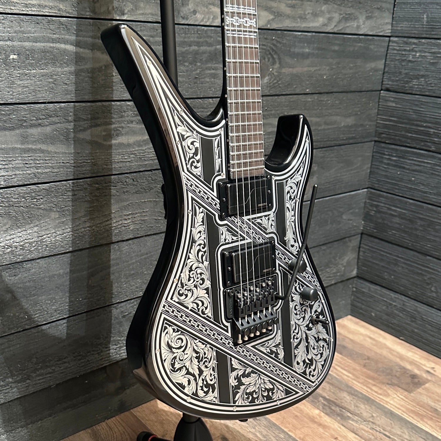 Schecter Avenger FR Przym Palladium Electric Guitar - Black