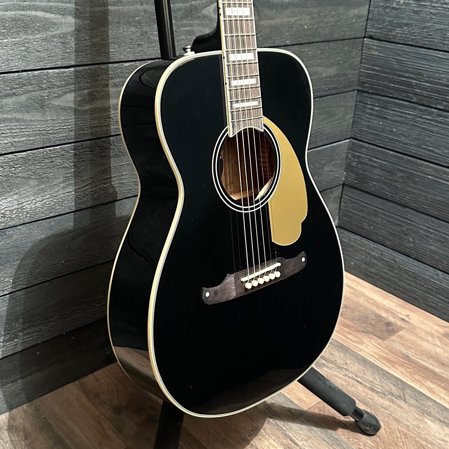 Fender California Vintage Malibu Concert Acoustic Electric Guitar w/ Case - Black