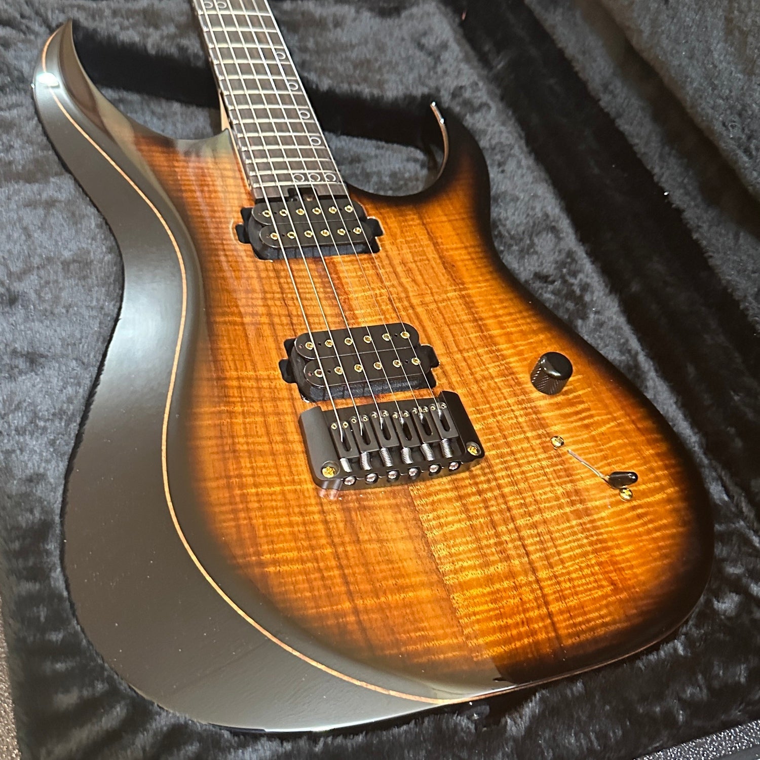 Schecter USA Custom Shop Sunset Extreme Exotic 6 Flamed Koa Electric Guitar - Tabacco Sunburst
