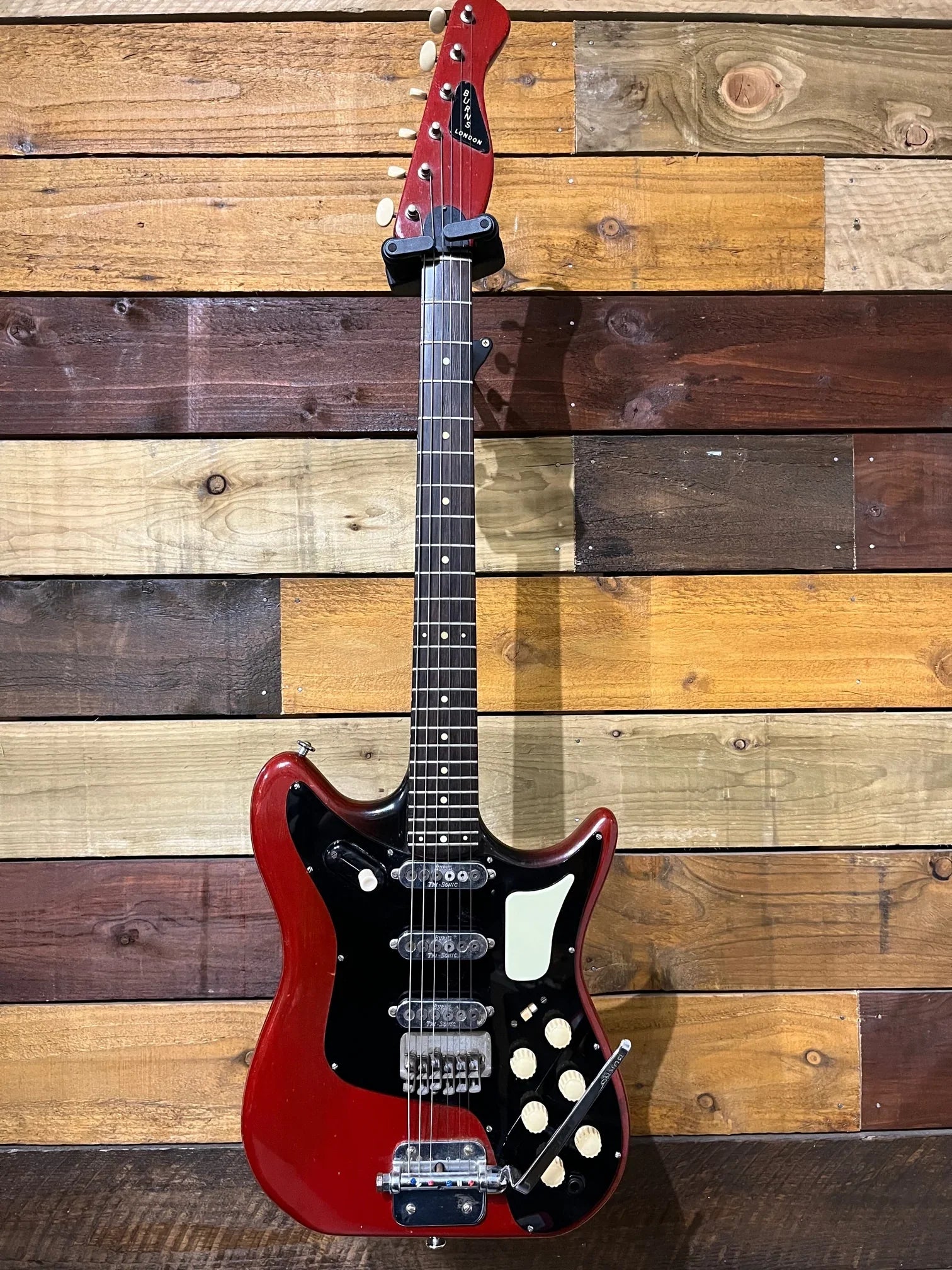Burns Vistasonic 3 Pickup Red 1960's