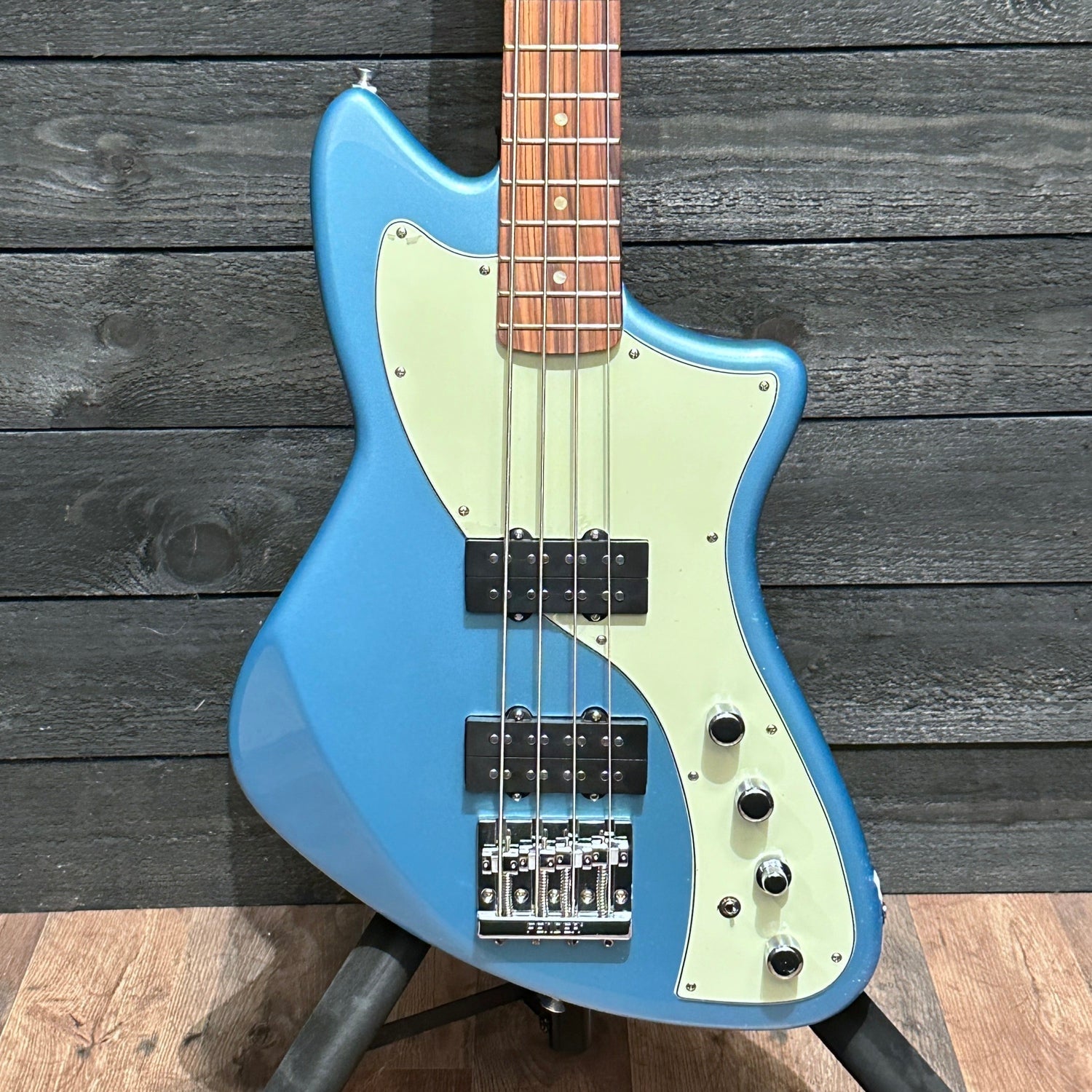 Fender Player Plus Active Meteora 4 String Electric Bass Guitar - Opal Spark