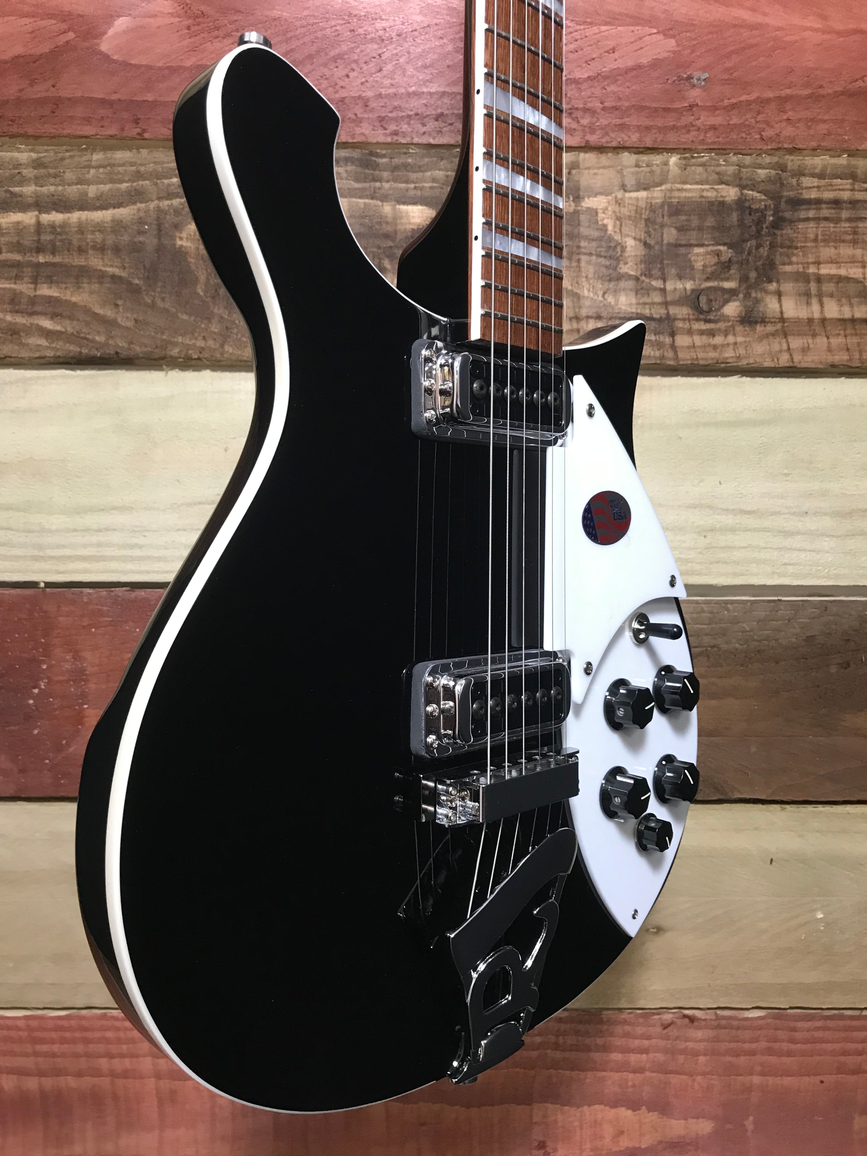 Rickenbacker 620 Jetglo 2024