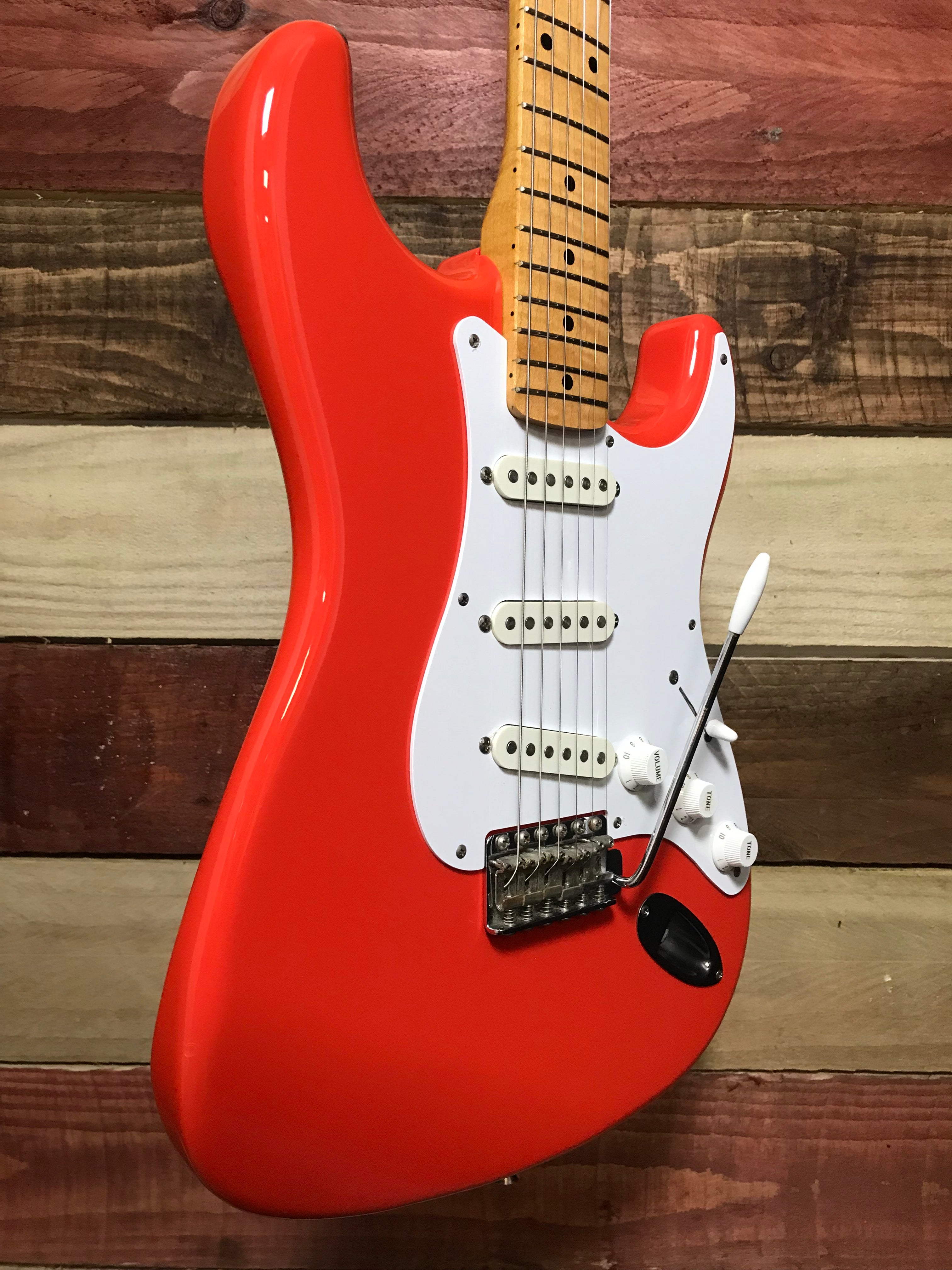 Squier Hank Marvin Stratocaster Fiesta Red 1990