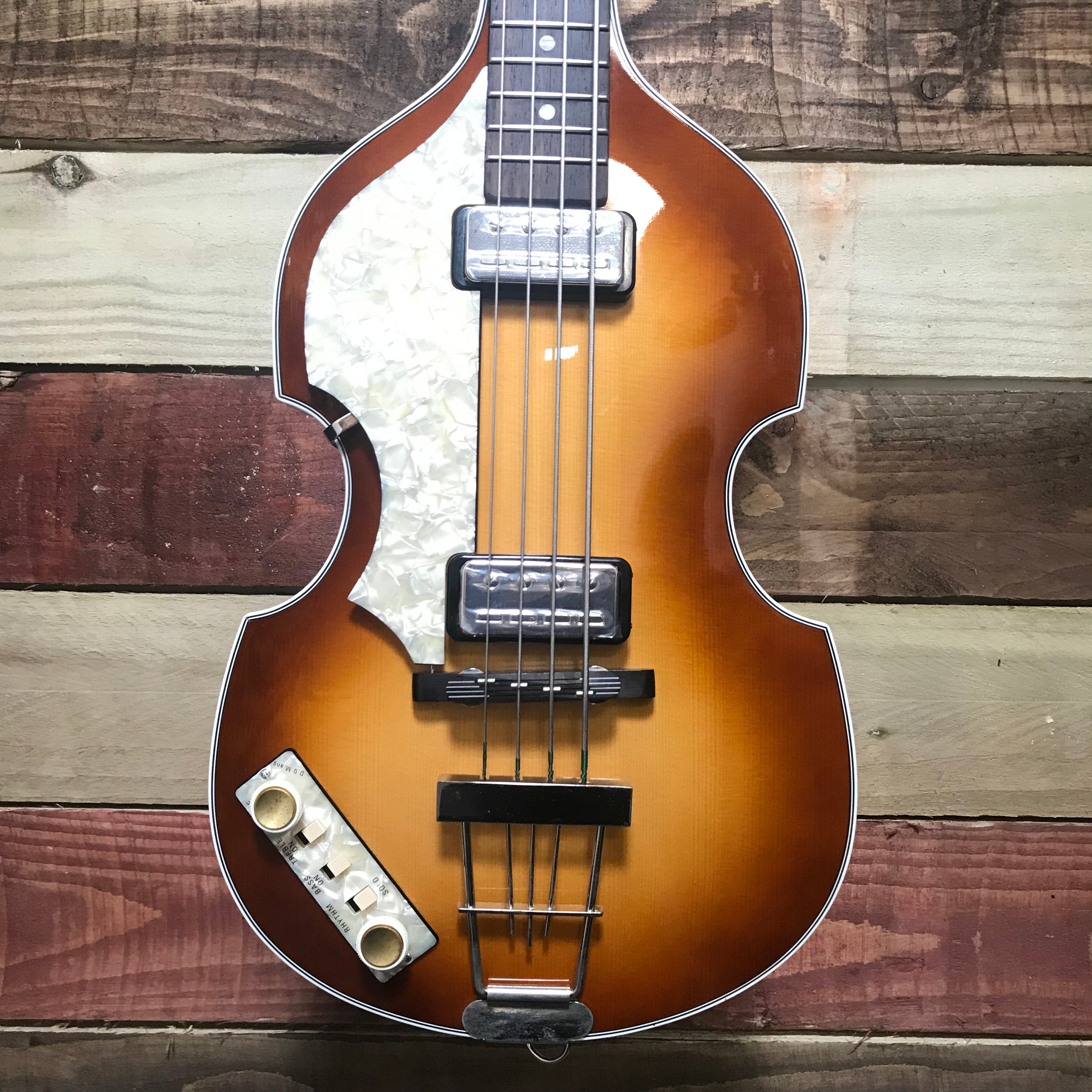 Hofner 500/1 V62 Reissue Sunburst 2016