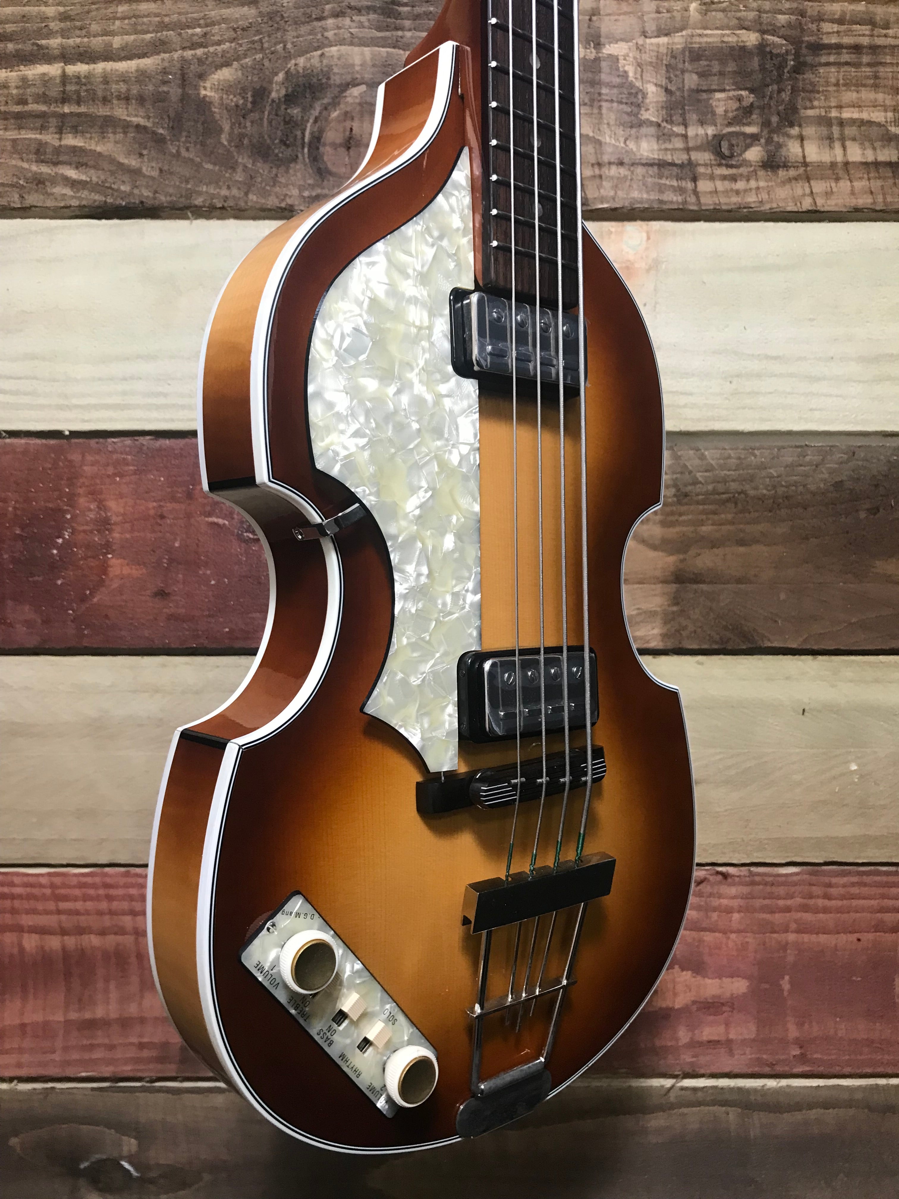 Hofner 500/1 V62 Reissue Sunburst 2016
