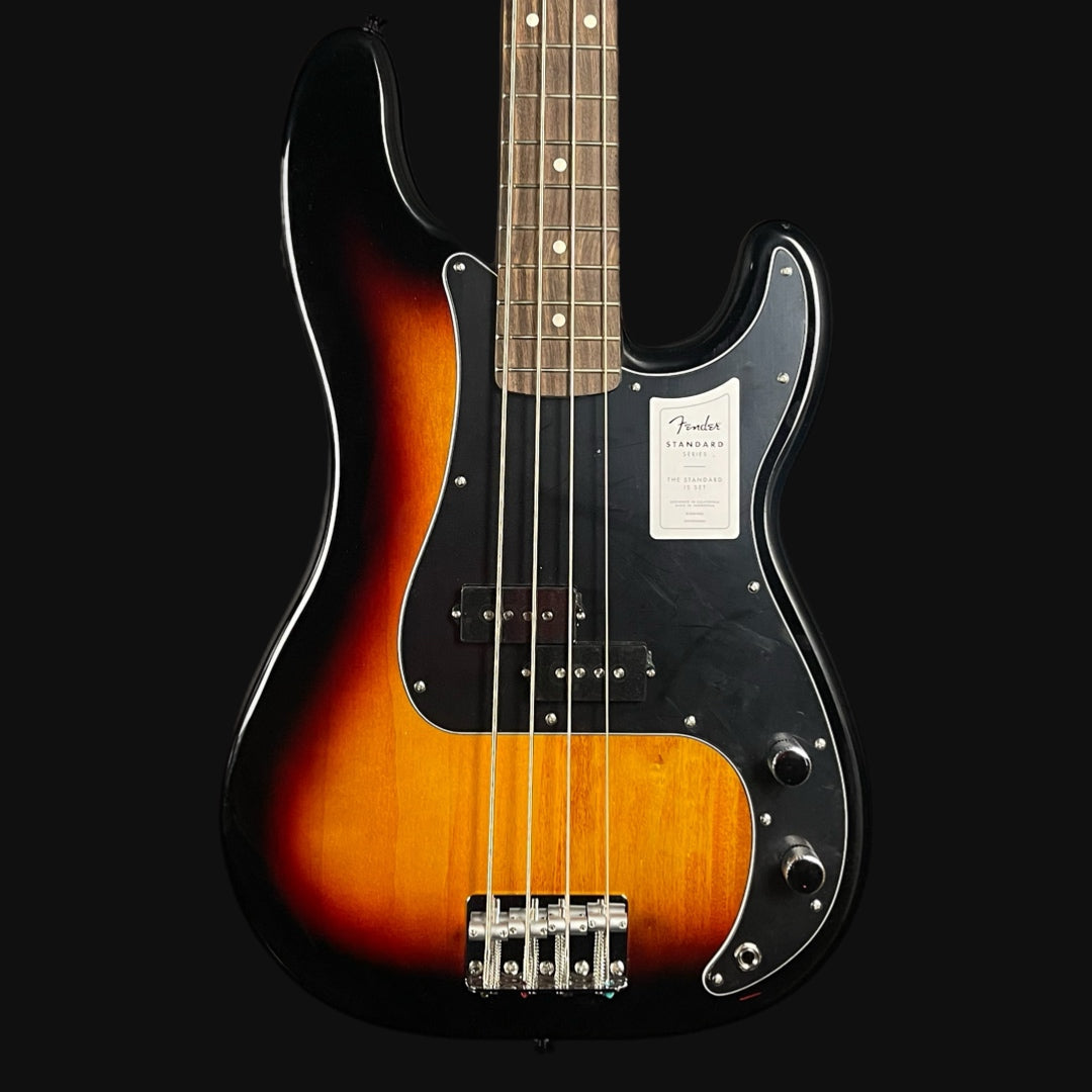 Fender Standard P Bass LRL BPG in 3 Tone Sunburst