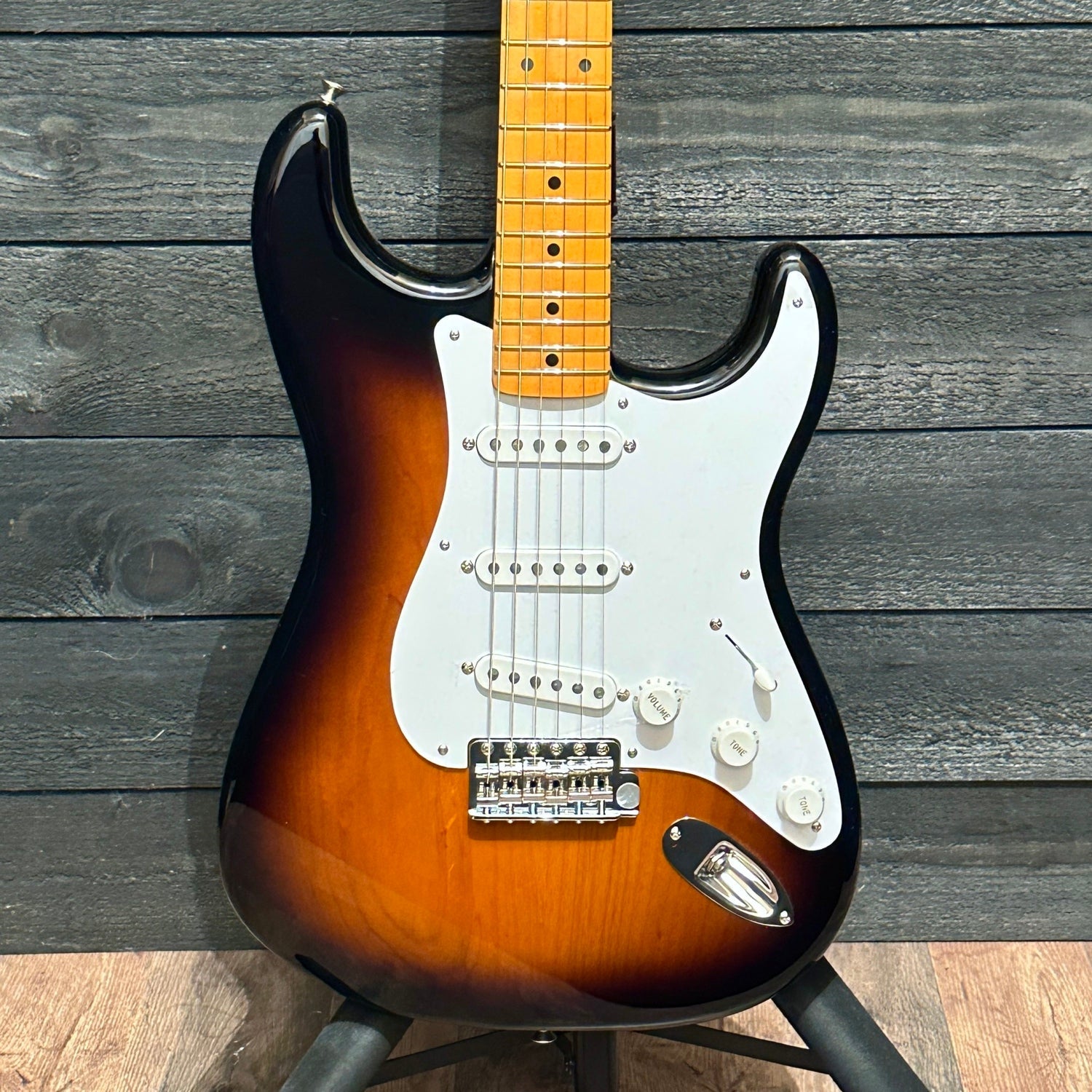 Fender 70th Anniversary American Vintage II 1954 Stratocaster Electric Guitar 2024 - Sunburst