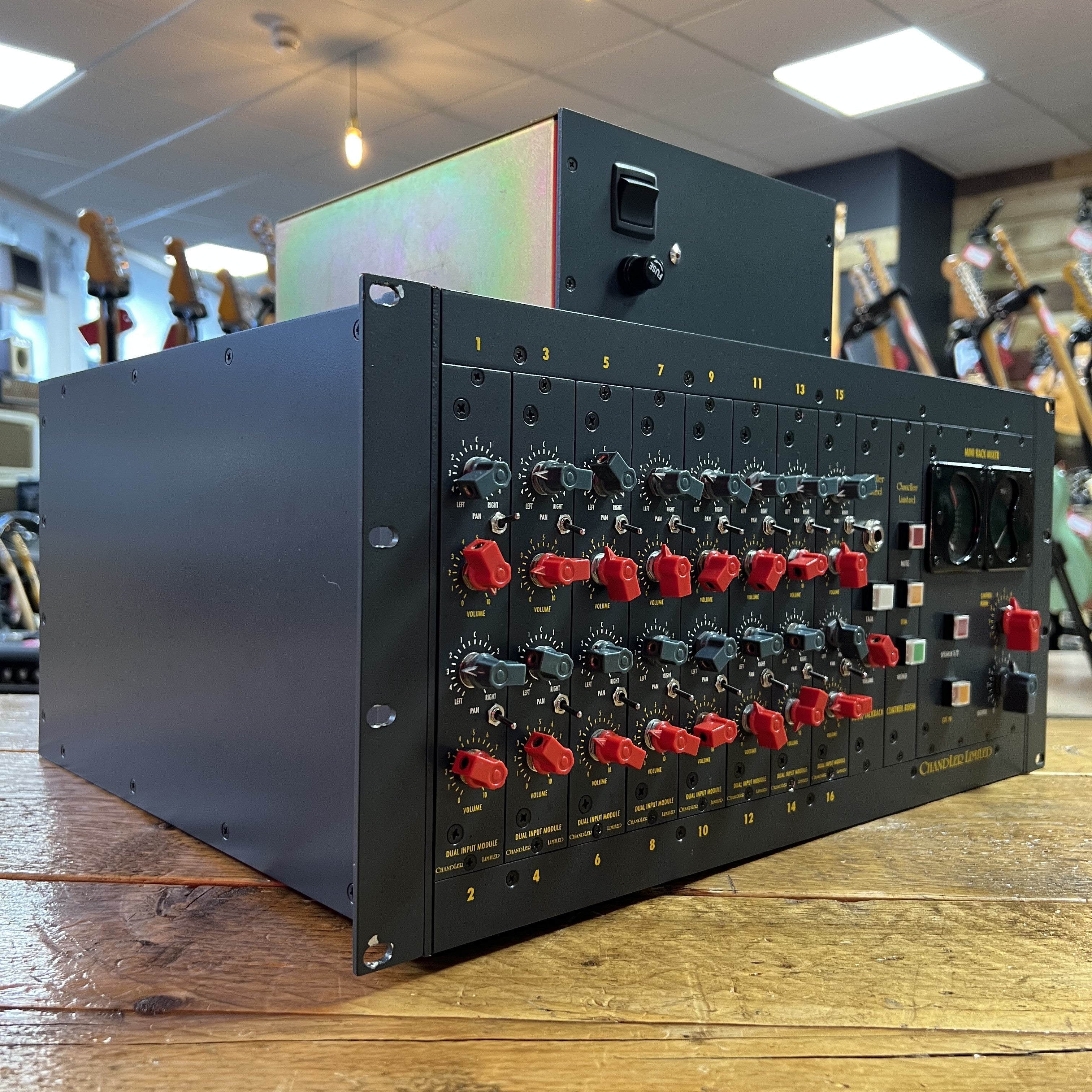 Chandler Limited Mini Rack Mixer with PSU-2 Power Supply 2019