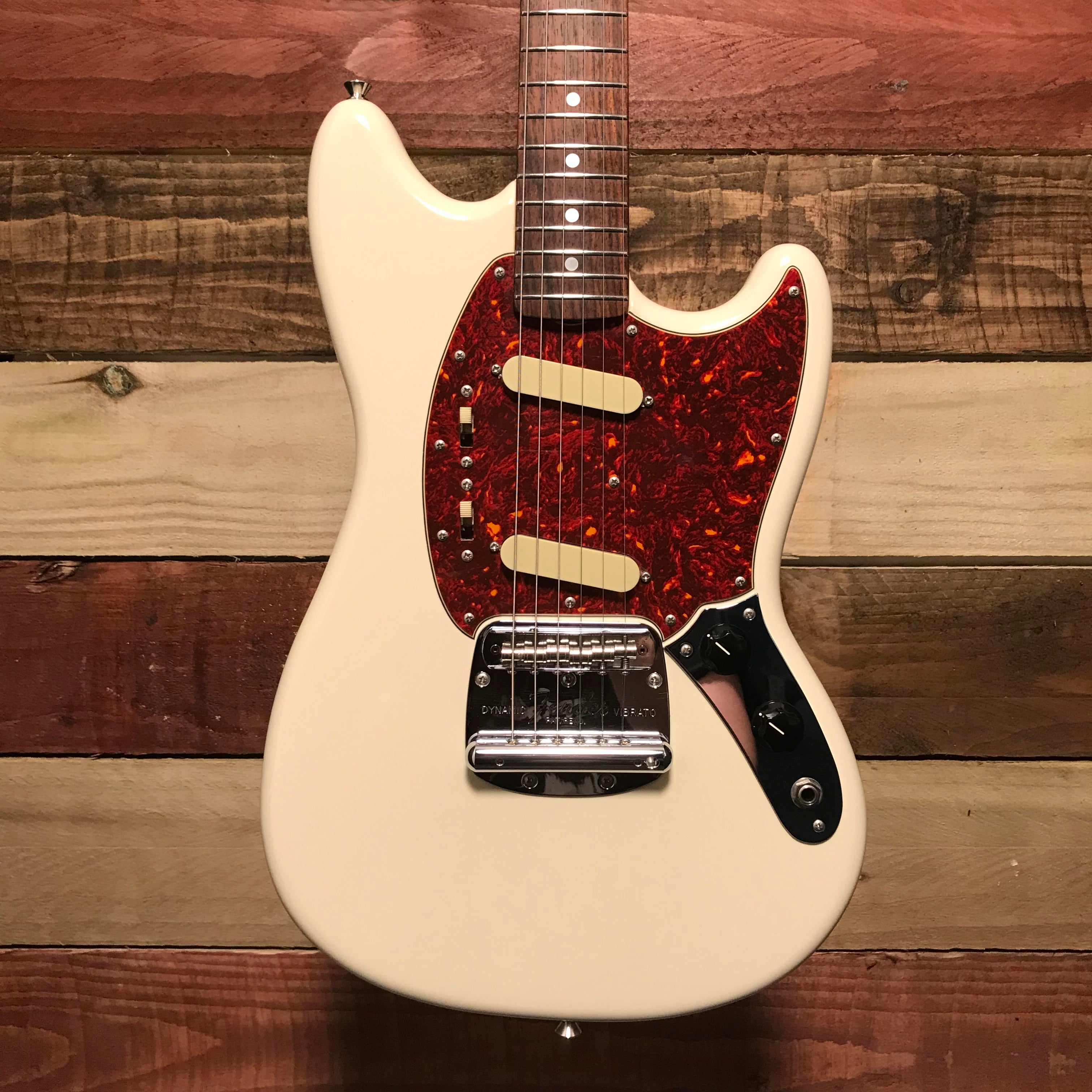Fender Mustang MG65 Olympic White 1995