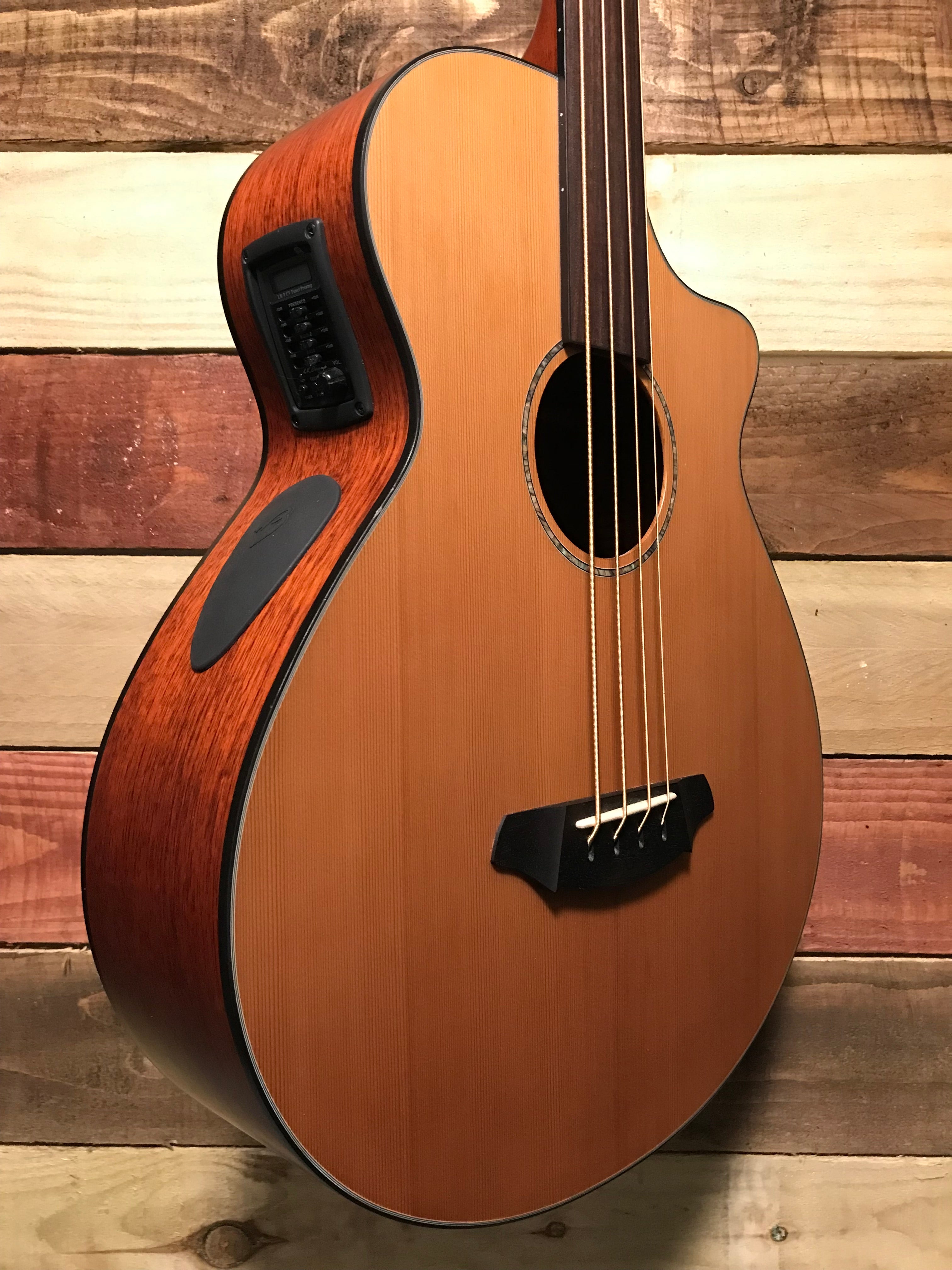 Breedlove Atlas Series Solo BJ350-CMe4 Fretless Bass