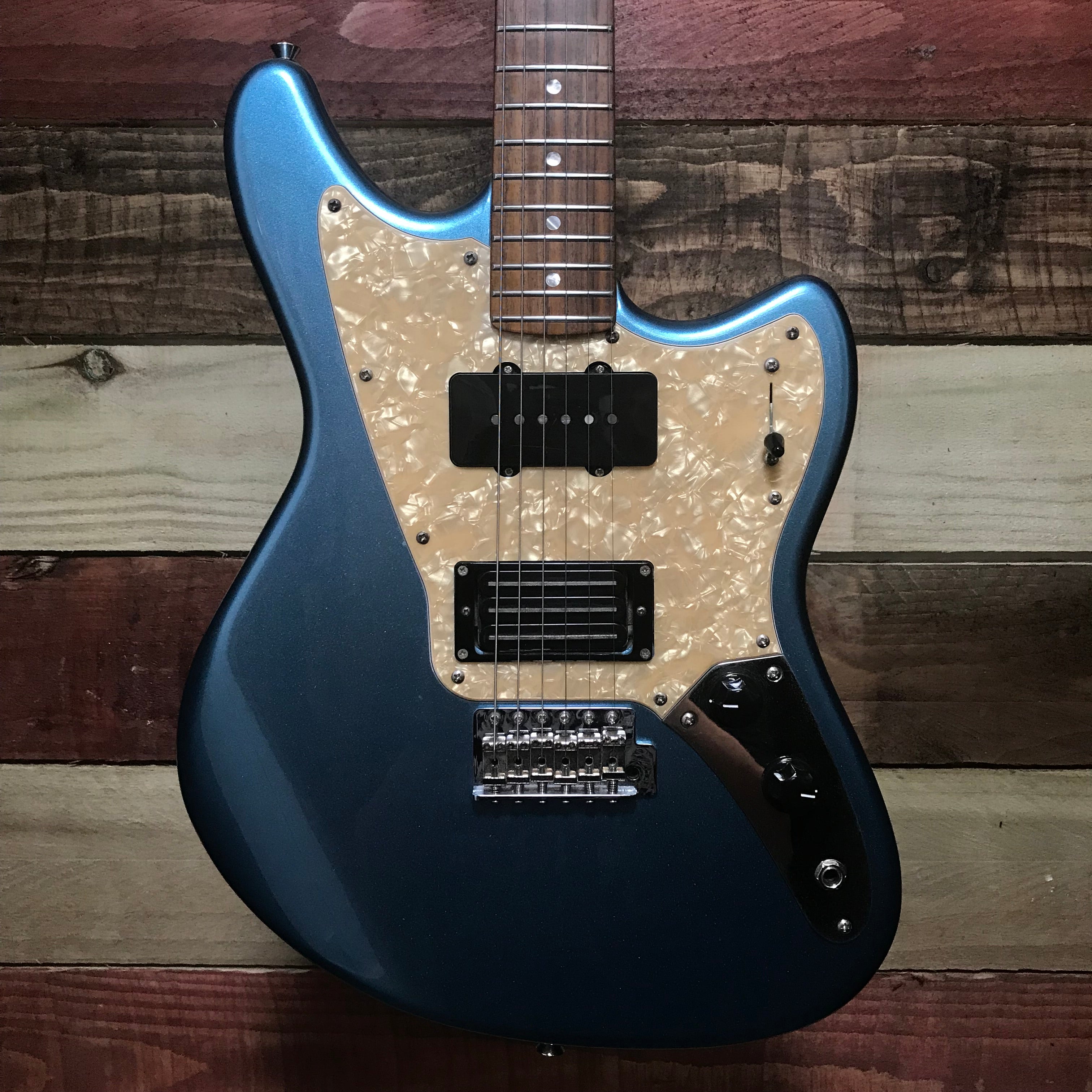 Fender Modern Player Marauder Lake Placid Blue 2011
