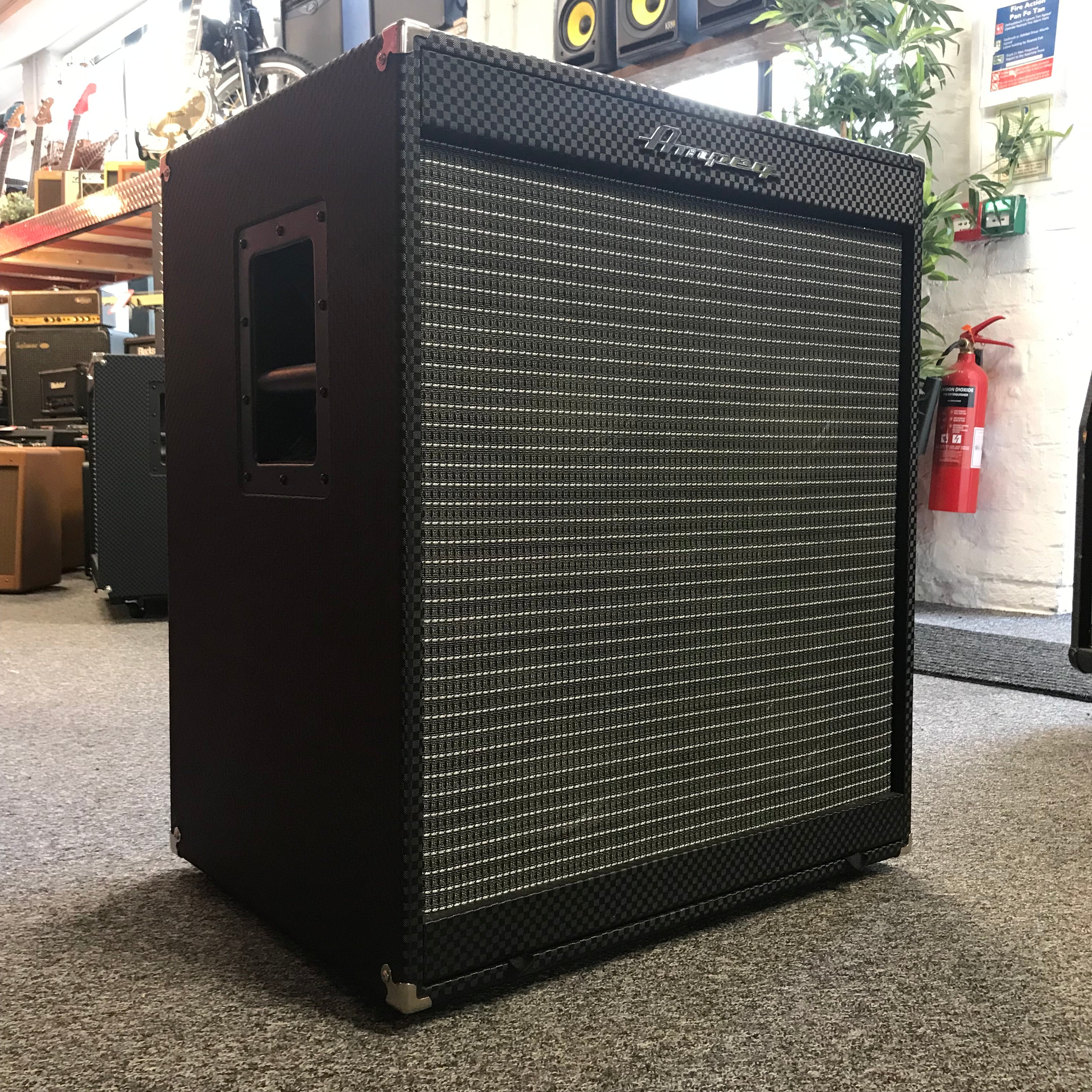 Ampeg PF-410HLF Portaflex 4x10 Speaker Cabinet