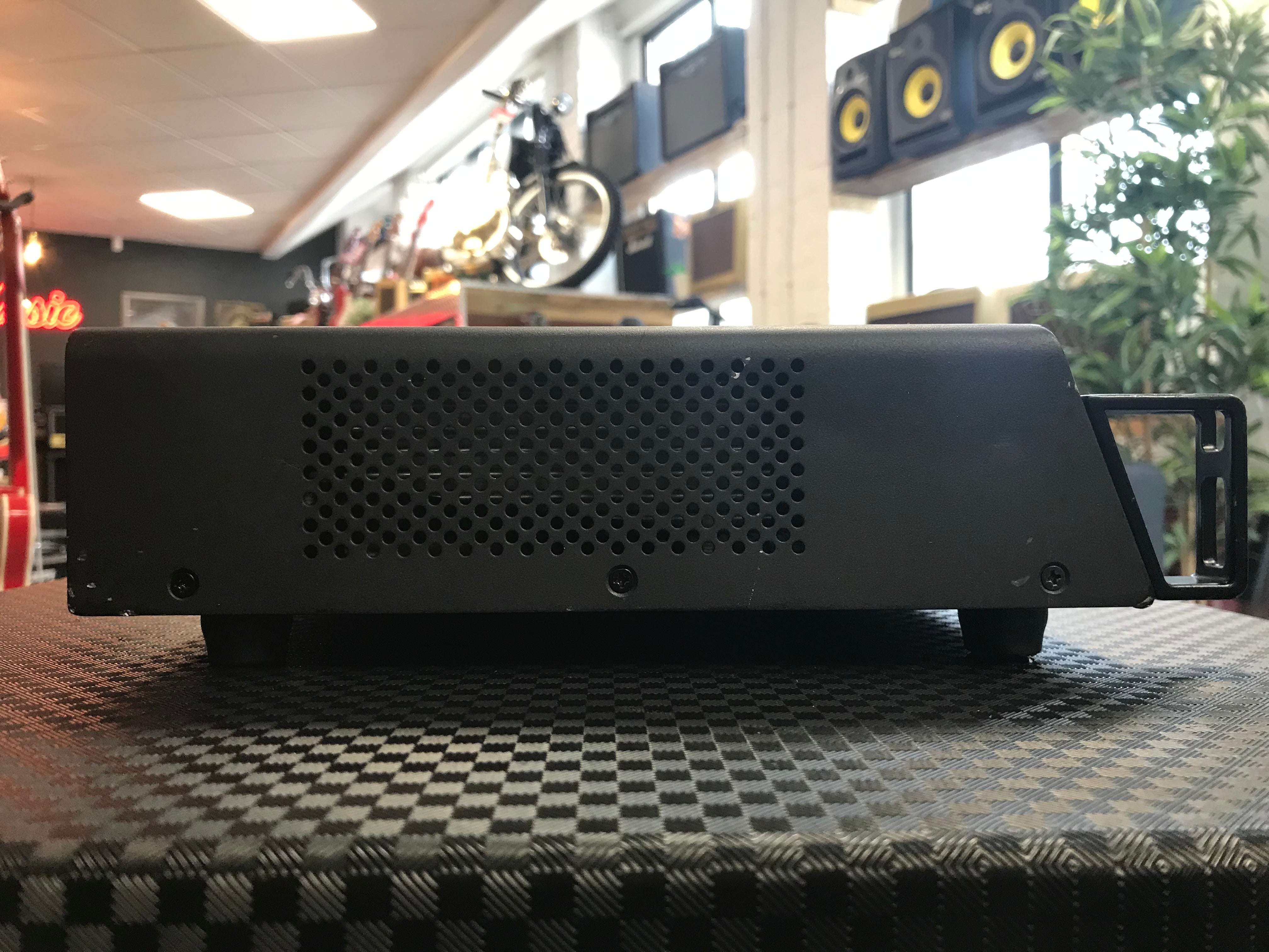 Ampeg PF-500 Portaflex 500-Watt Bass Amp Head