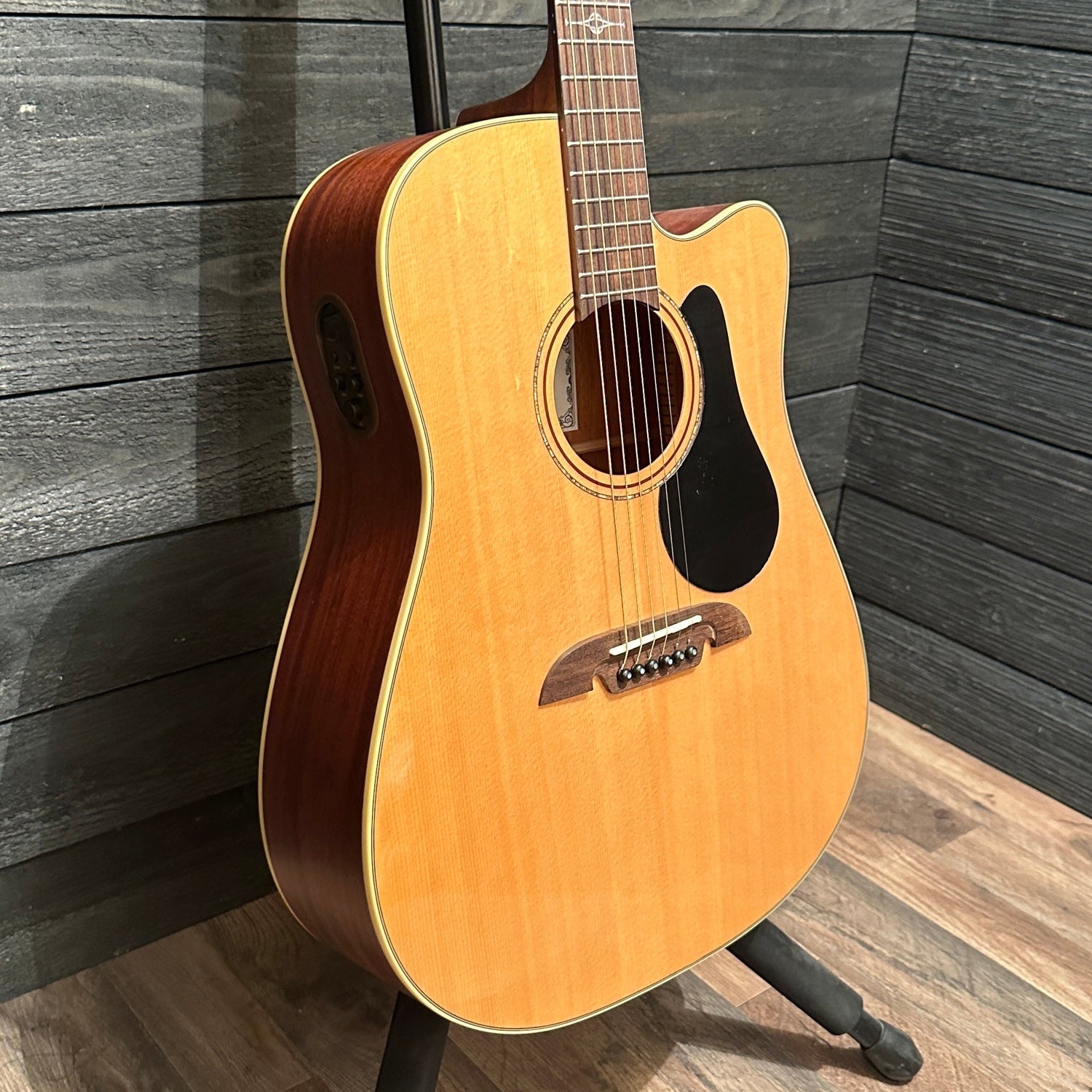 Alvarez AD30CE Dreadnought Acoustic Electric Cutaway Guitar - Natural