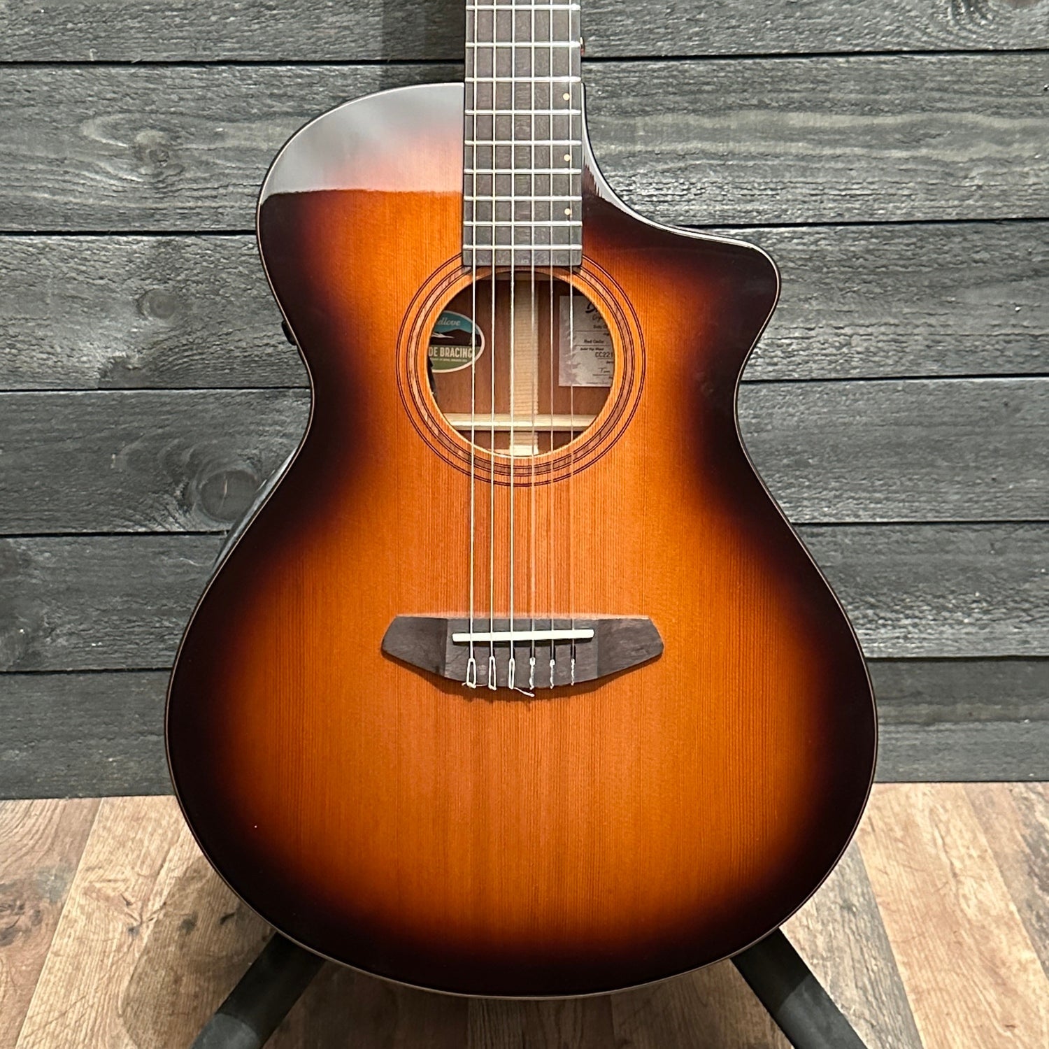 Breedlove Solo Concert CE Nylon String Acoustic-Electric Guitar w/ Case - Edge Burst