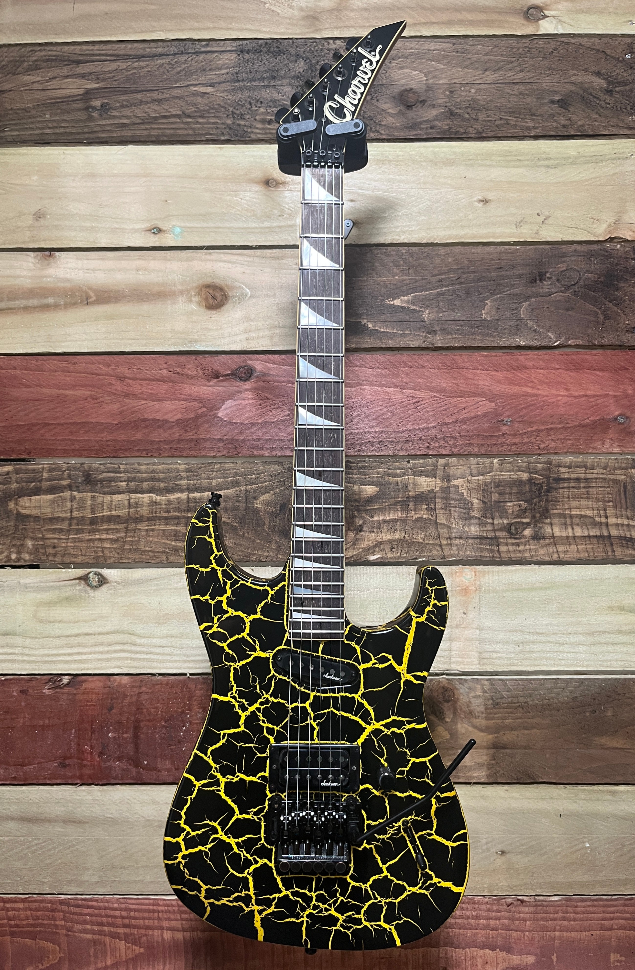 Charvel DK-085 HS Dinky 1989 - Yellow Crackle