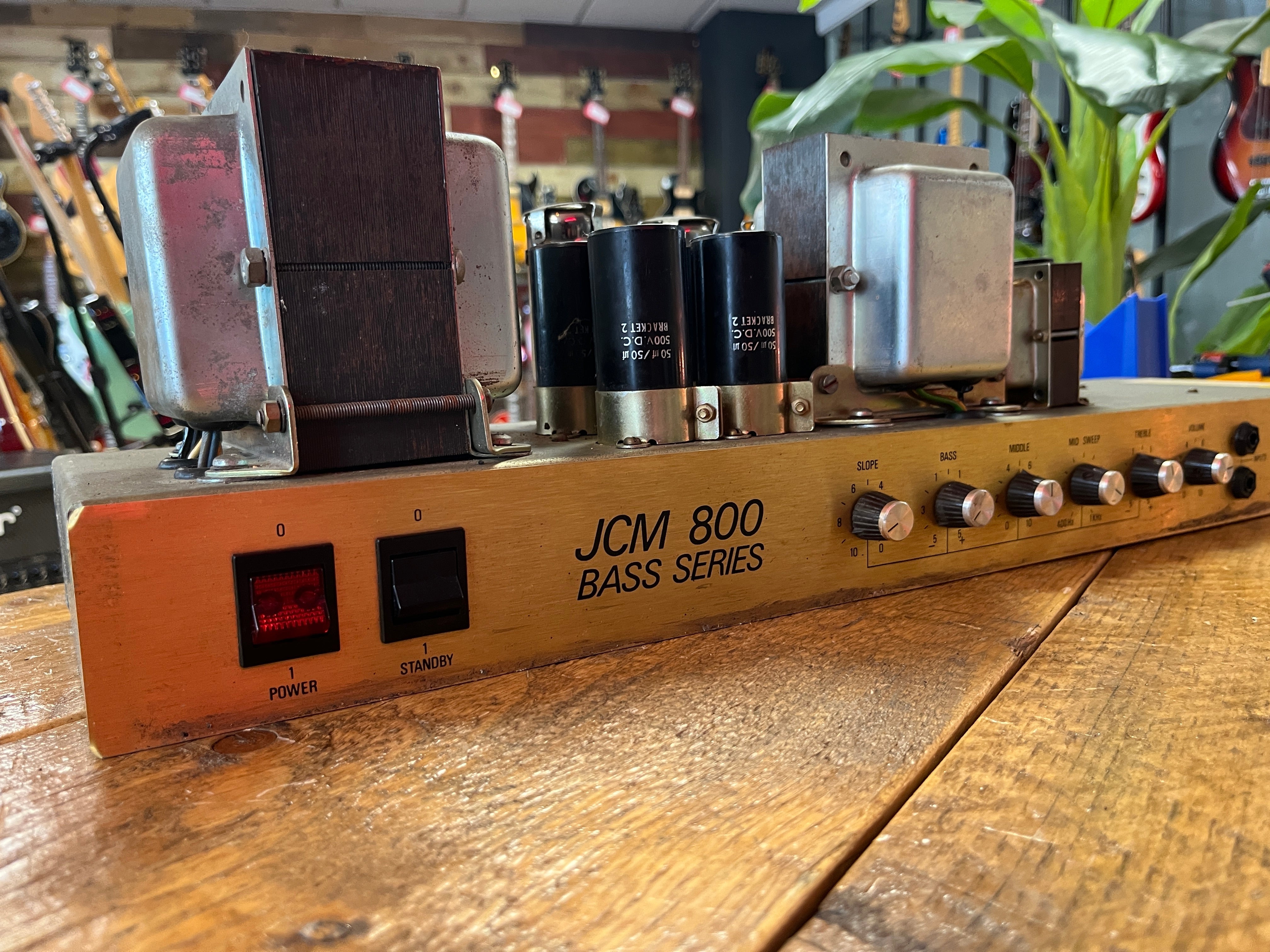 ベース Marshall JCM 800 BASS SERIES Marshall JCM 800 Super Bass with Fender Precision Bass - YouTube