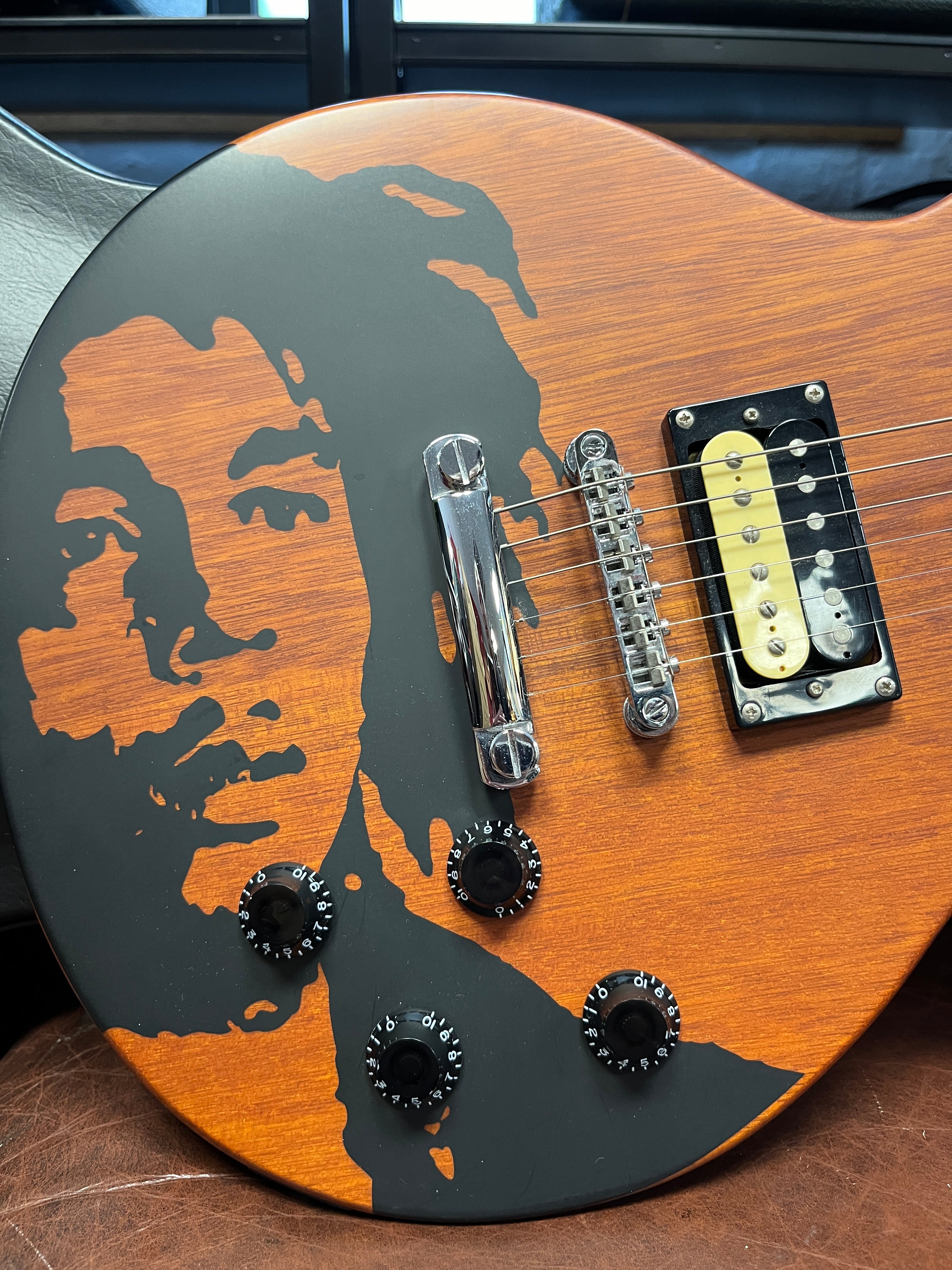 2004 Epiphone Bob Marley authentic Signature Les
