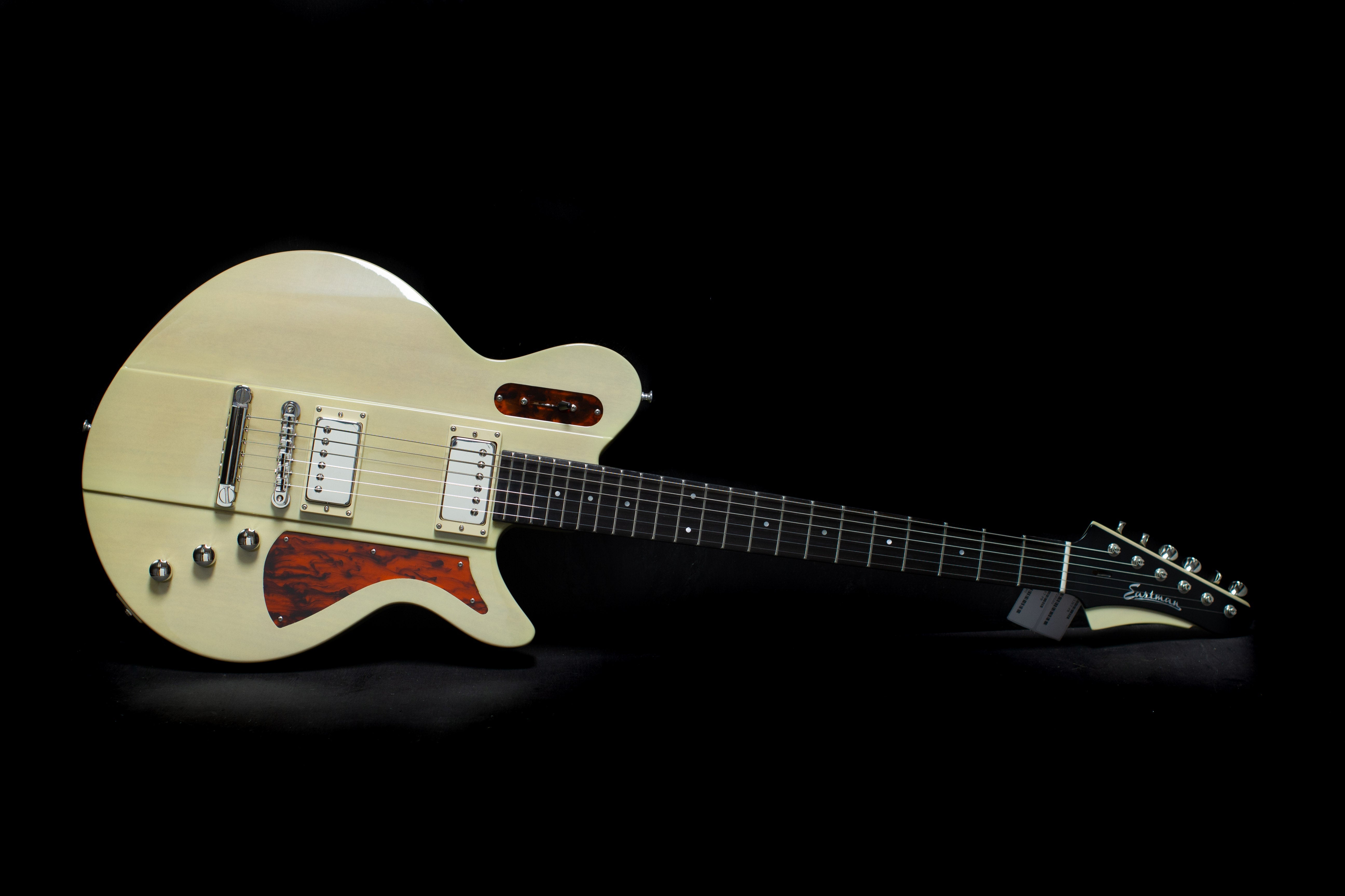 Eastman Juliet-PB Pomona Blonde